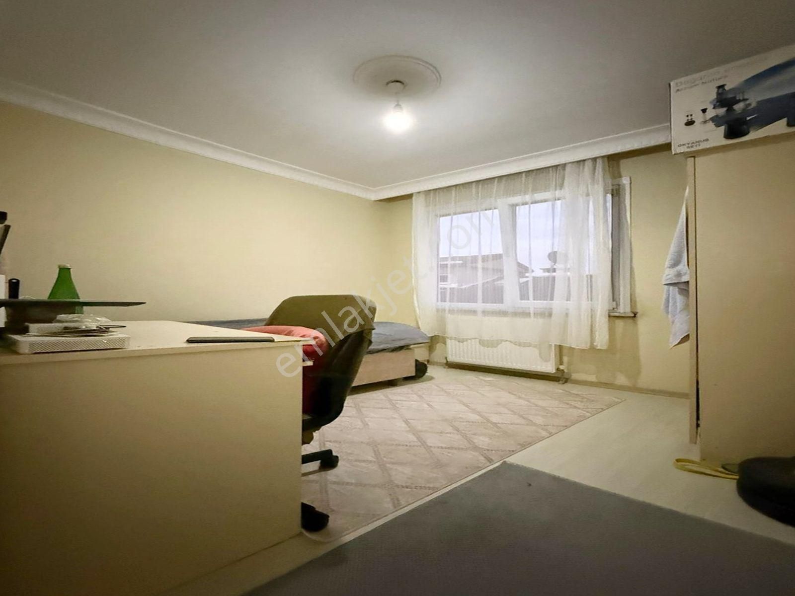 Yenikent Mahallesi Esenyurt Meydan 3+1 140m2 Tek Daire Üzeri !! - Görsel 9