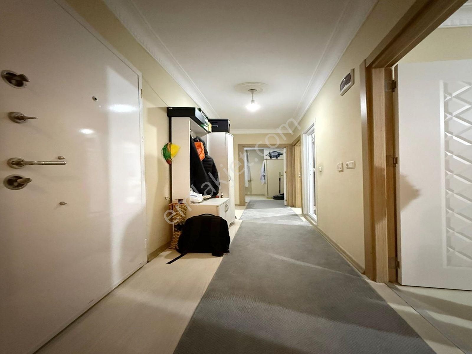 Yenikent Mahallesi Esenyurt Meydan 3+1 140m2 Tek Daire Üzeri !! - Görsel 8