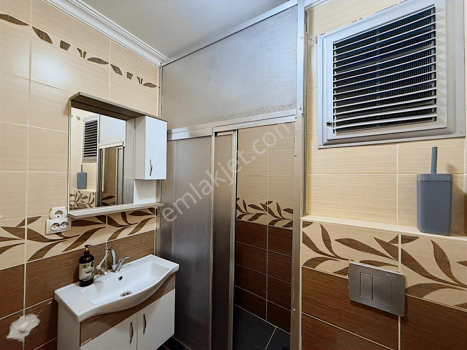 Bayrampaşa Kartaltepede Harika Konumda Satılık Fırsat Daire!!! - Görsel 11