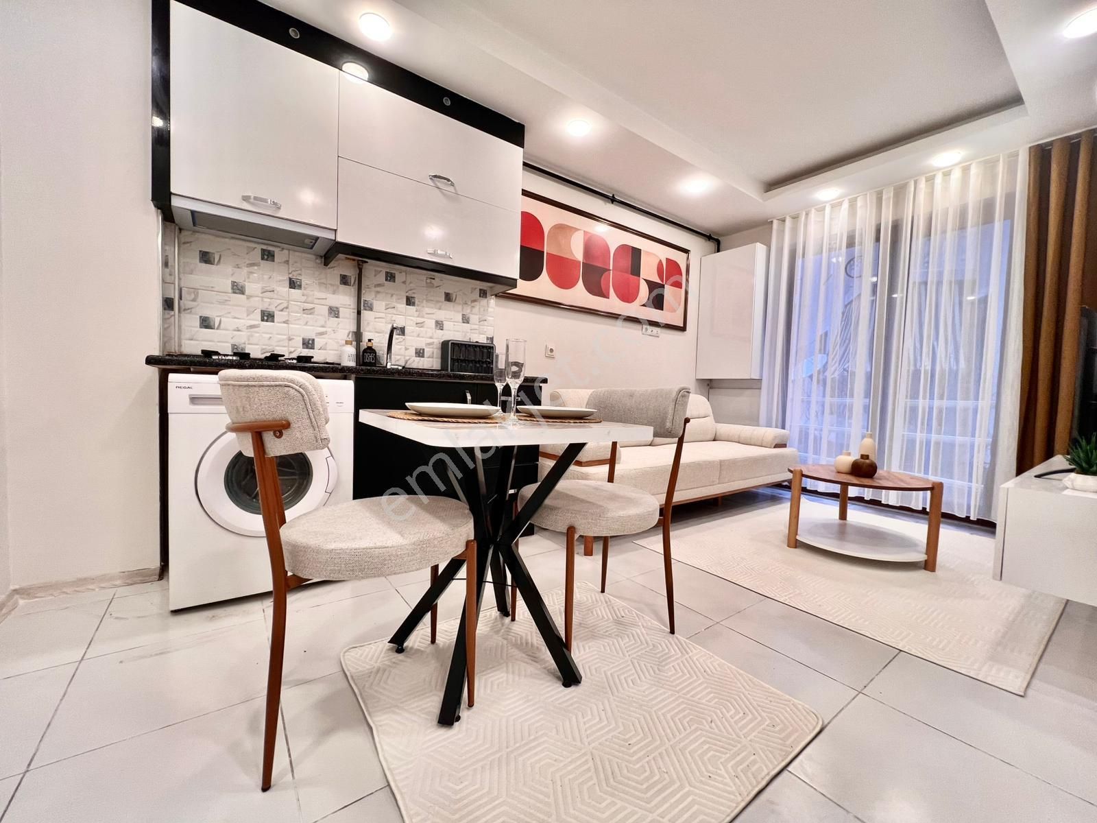 Arakat Sıfır Eşyalı Yatırımlık Merkezi Konumda 1+1 Satılık Apart - Görsel 10