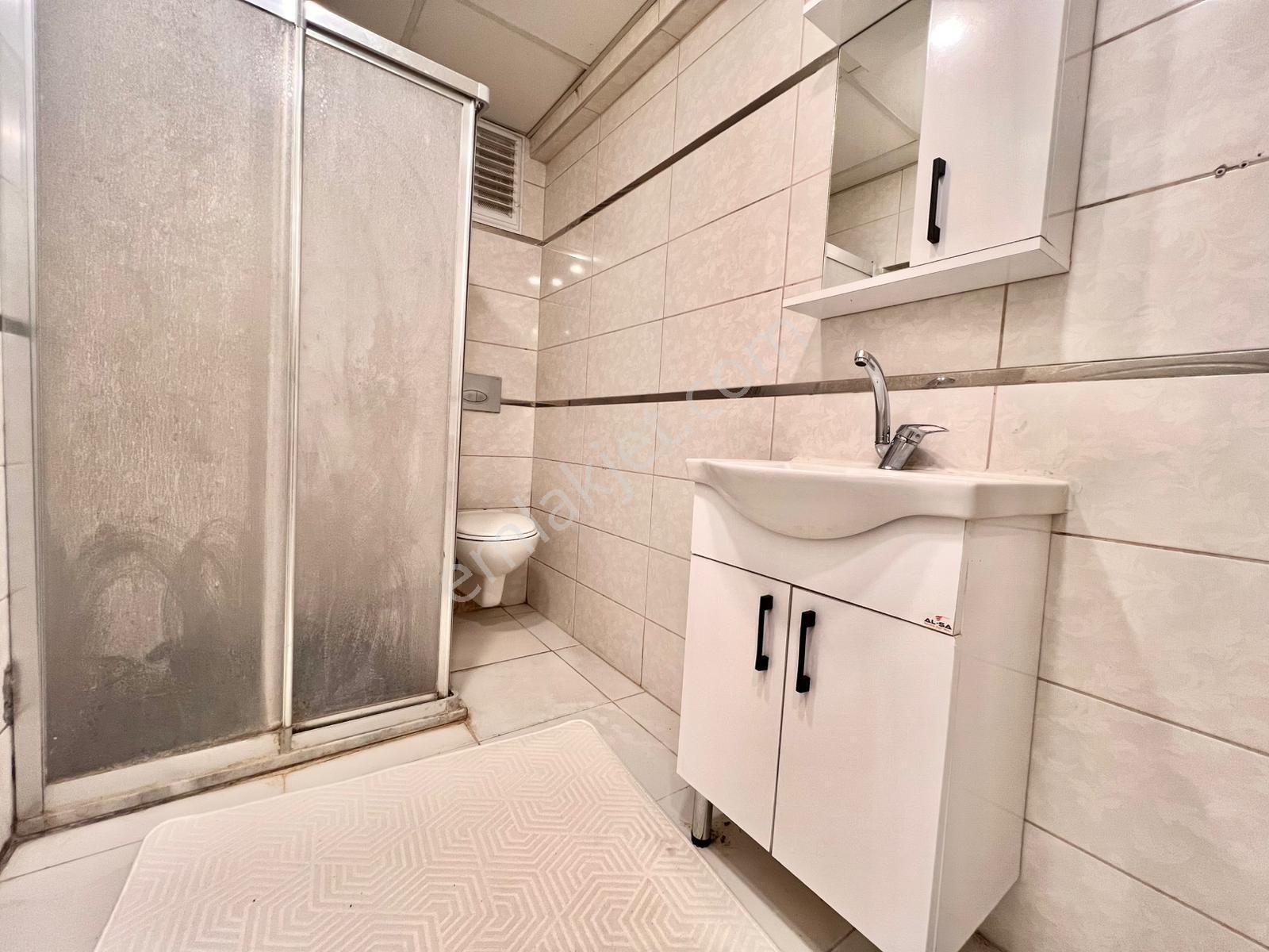 Arakat Sıfır Eşyalı Yatırımlık Merkezi Konumda 1+1 Satılık Apart - Görsel 15