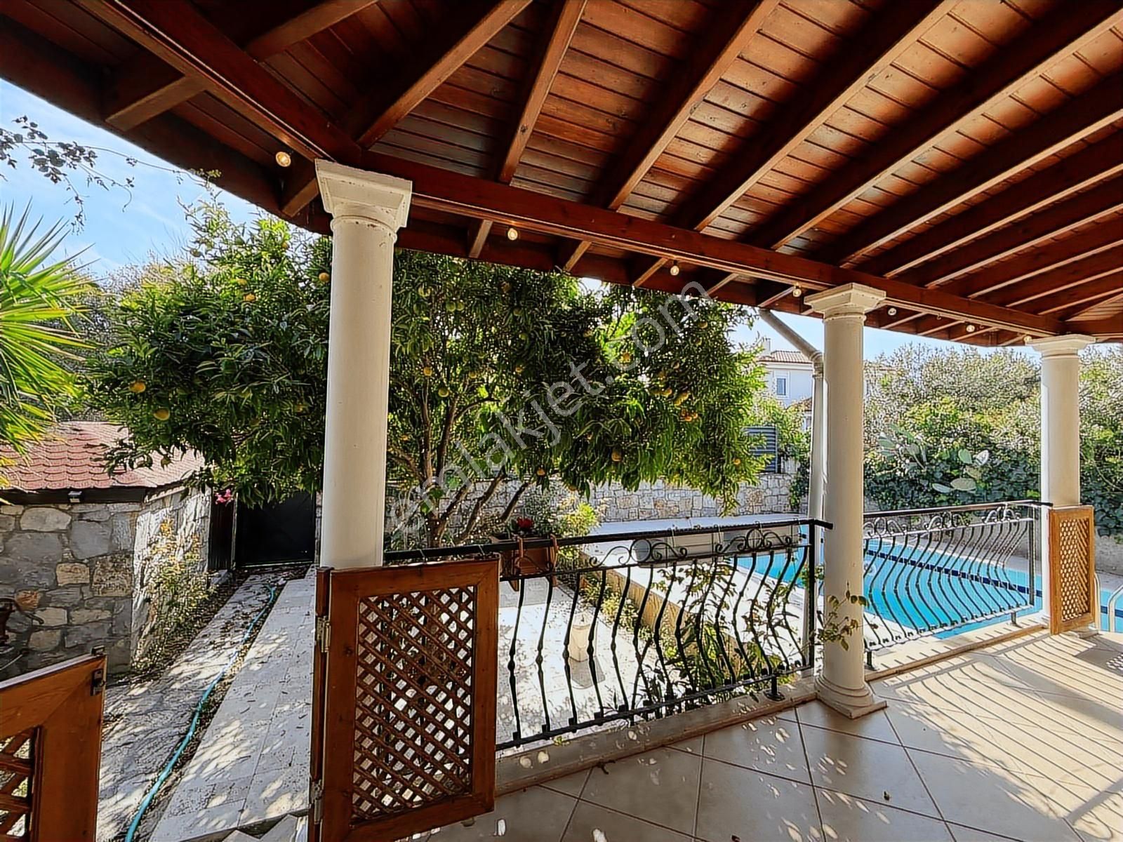 Stoptan Karaçalıda *müstakil Havuzlu Eşyalı* 3+1 Kiralık Villa - Görsel 28