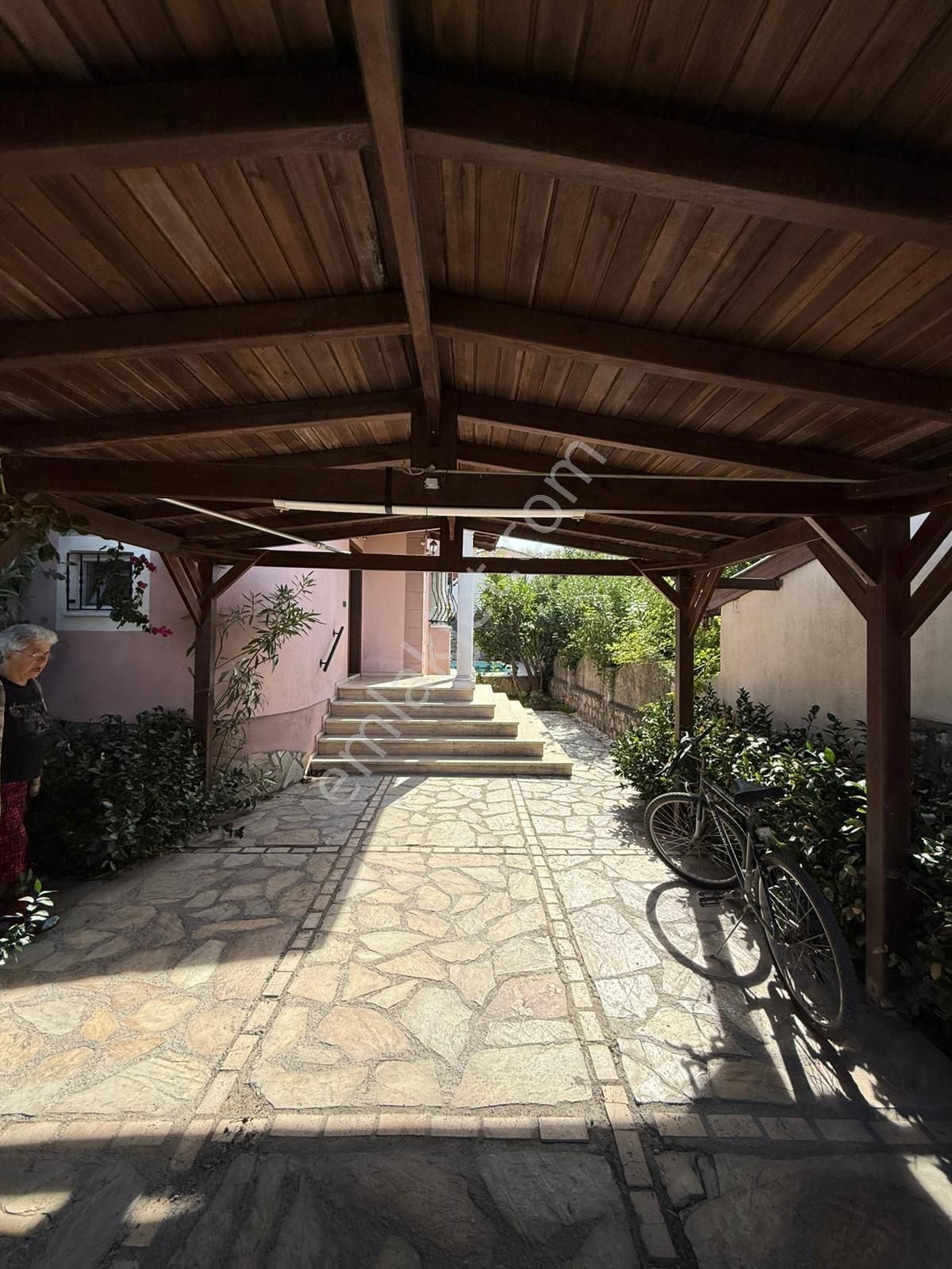 Stoptan Karaçalıda *müstakil Havuzlu Eşyalı* 3+1 Kiralık Villa - Görsel 25