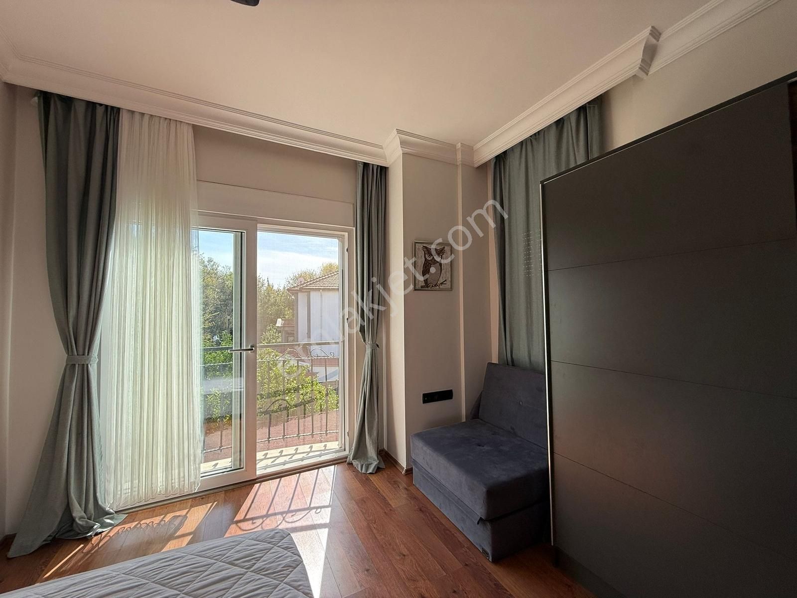 Stoptan Karaçalıda *müstakil Havuzlu Eşyalı* 3+1 Kiralık Villa - Görsel 13