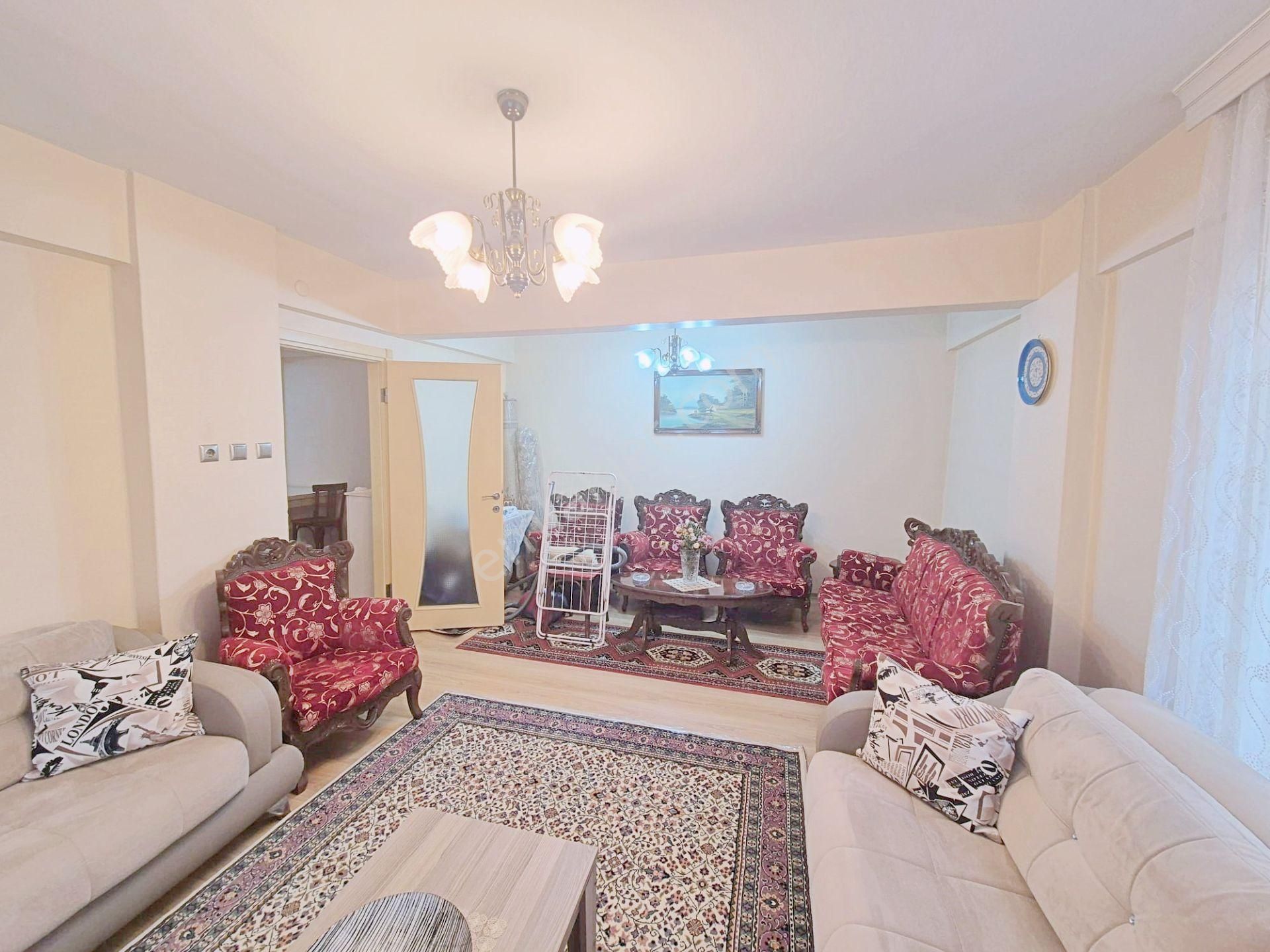 🌀gültaş Emlaktan Edremitte Satılık 2+1 Yatırımlık & Oturmalık Daire - Görsel 10