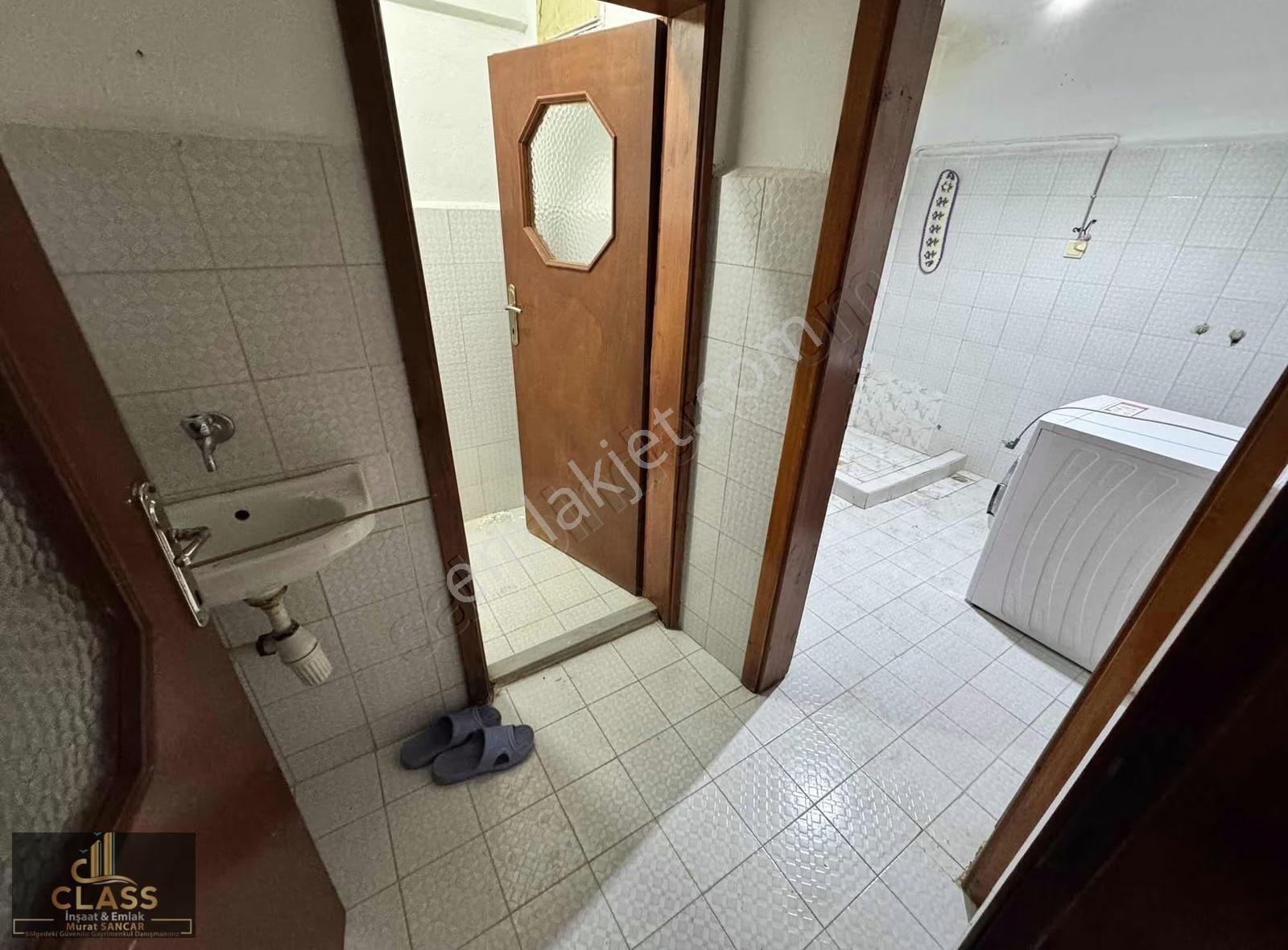 Class Emlaktan Çınarlı Mahllesinde Kiralık 2+1 Daire - Görsel 8