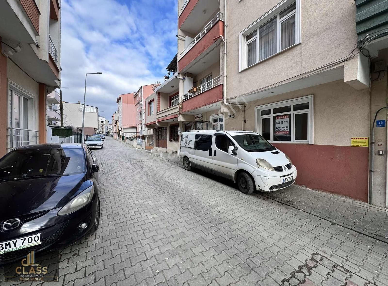 Class Emlaktan Çınarlı Mahllesinde Kiralık 2+1 Daire - Görsel 3