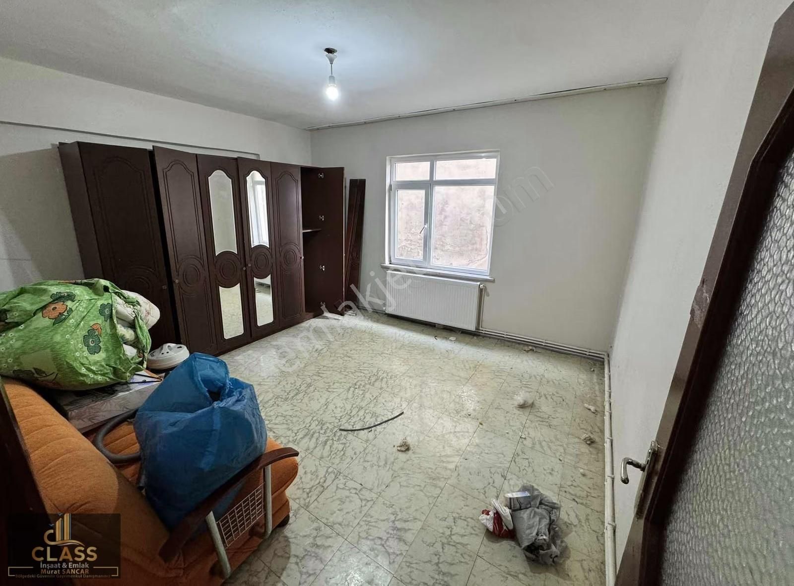 Class Emlaktan Çınarlı Mahllesinde Kiralık 2+1 Daire - Görsel 4