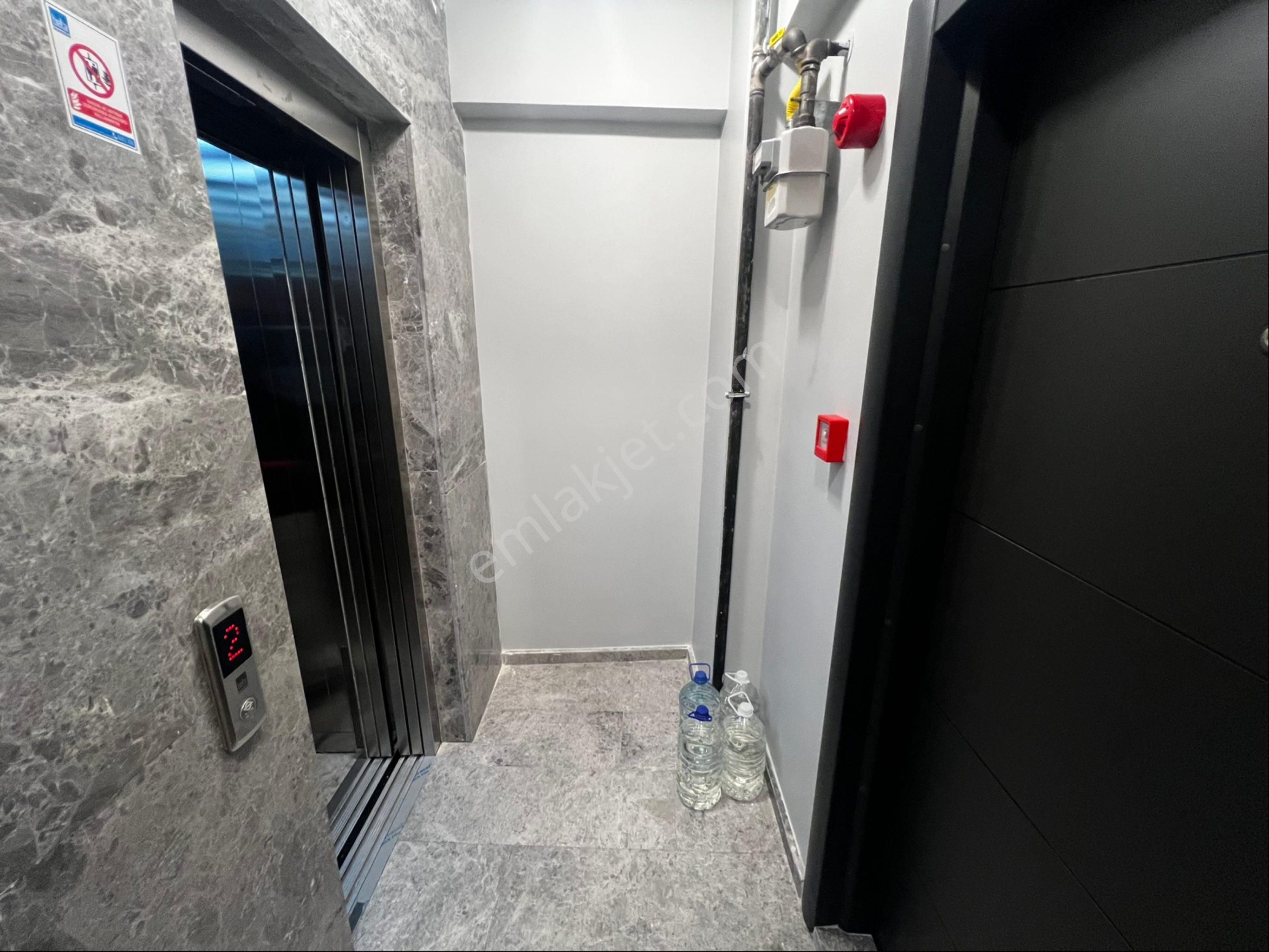 Naz Emlaktan Yeni Binada Asansörlü 3+1 Kiralık Daire - Görsel 4