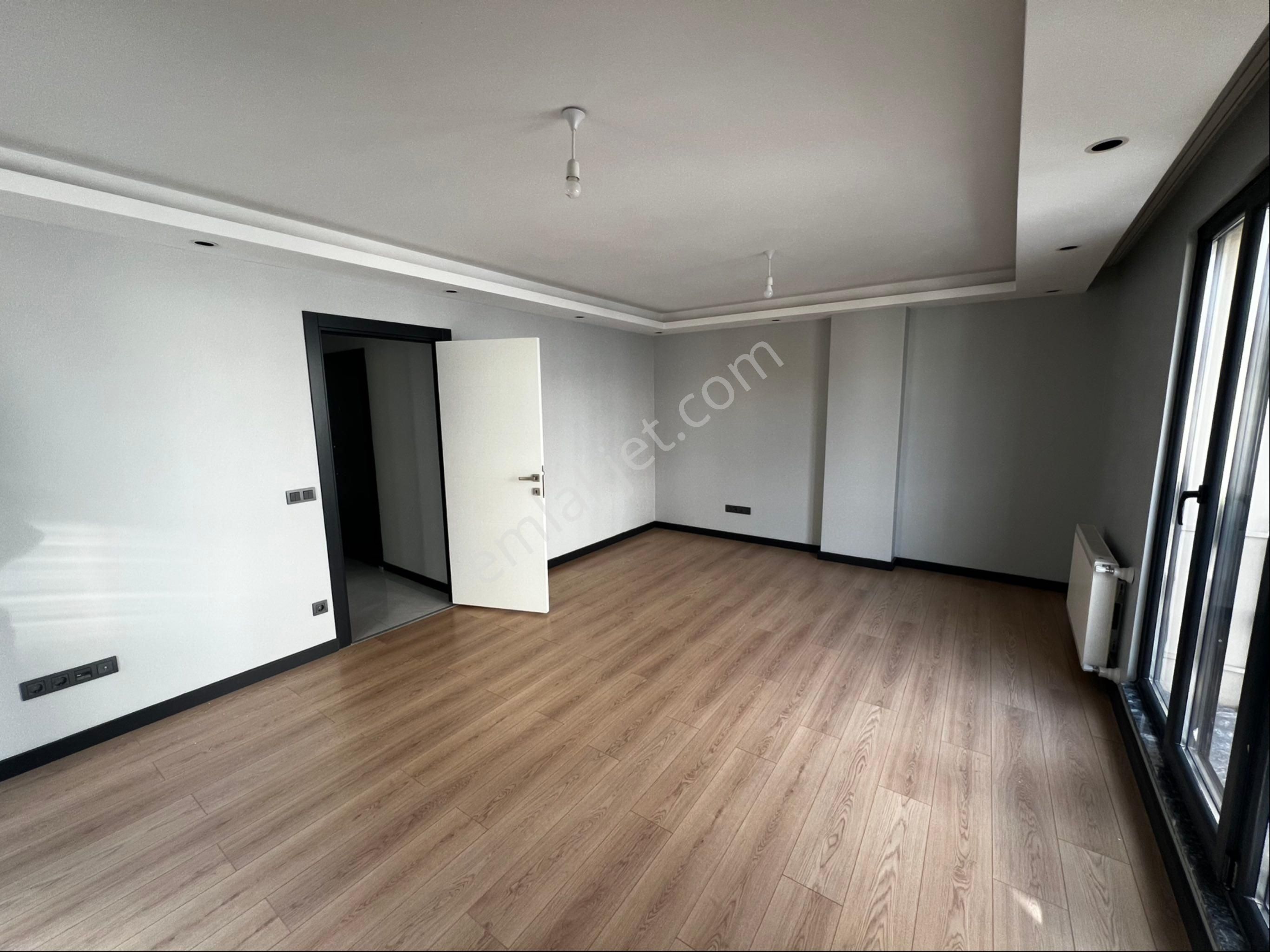 Naz Emlaktan Yeni Binada Asansörlü 3+1 Kiralık Daire - Görsel 3