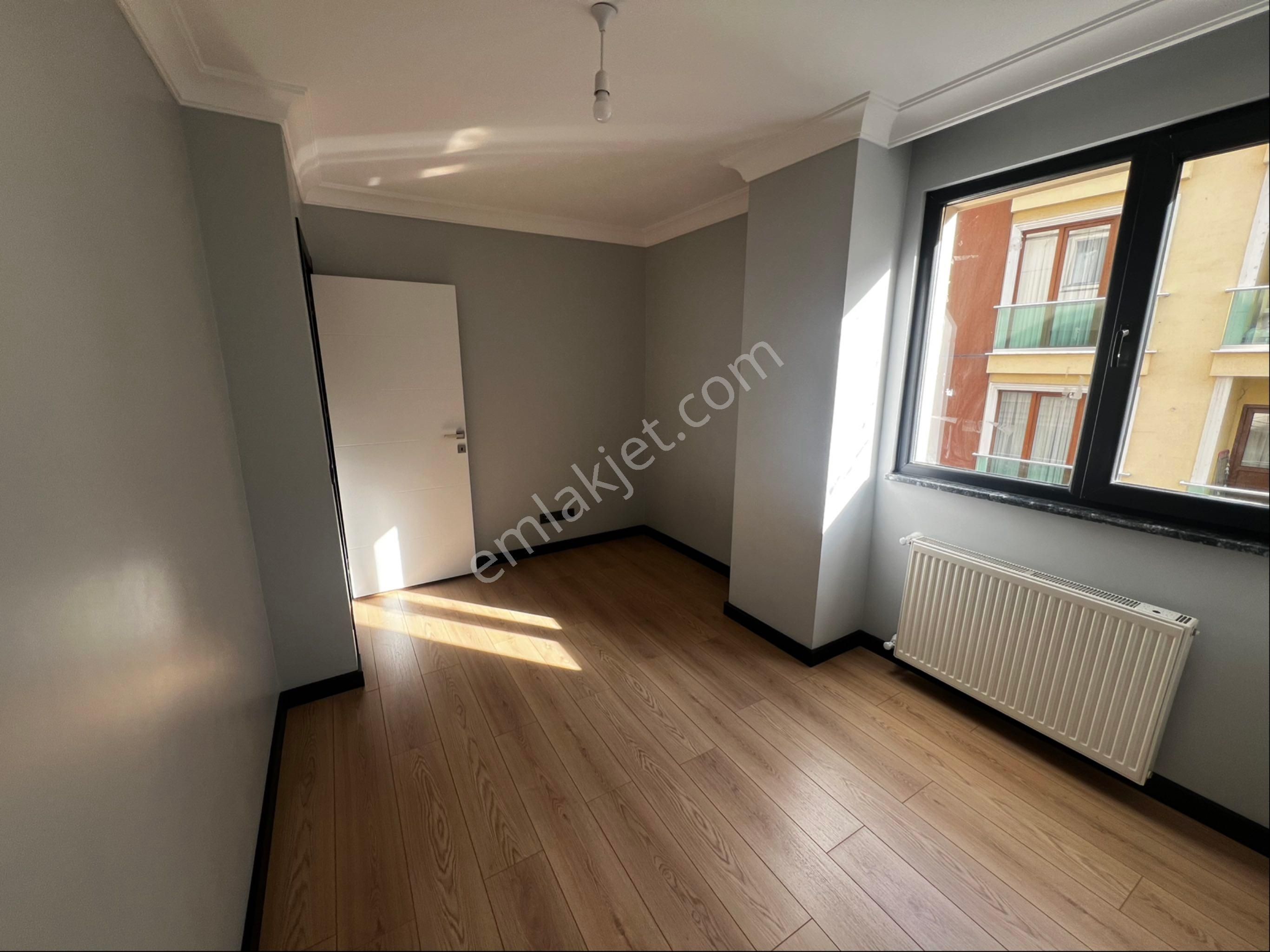 Naz Emlaktan Yeni Binada Asansörlü 3+1 Kiralık Daire - Görsel 9