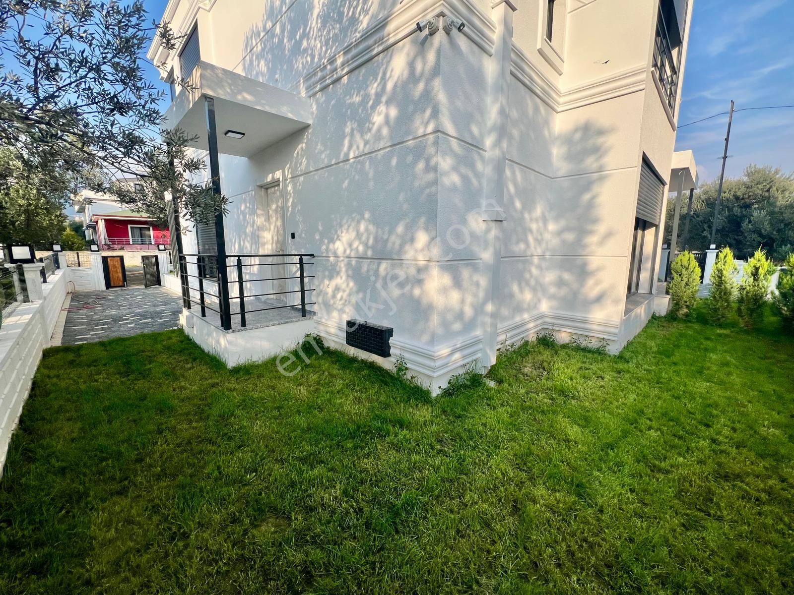 Akçay Aras Emlaktan Zeytinlide Doğa İçinde 4+1 Villa - Görsel 5