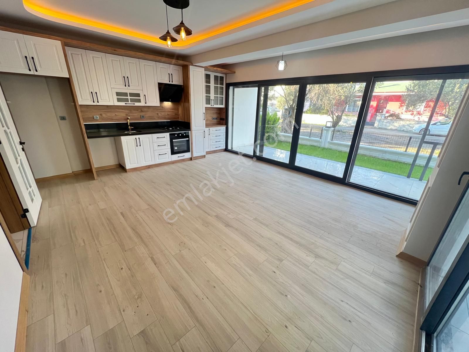 Akçay Aras Emlaktan Zeytinlide Doğa İçinde 4+1 Villa - Görsel 15