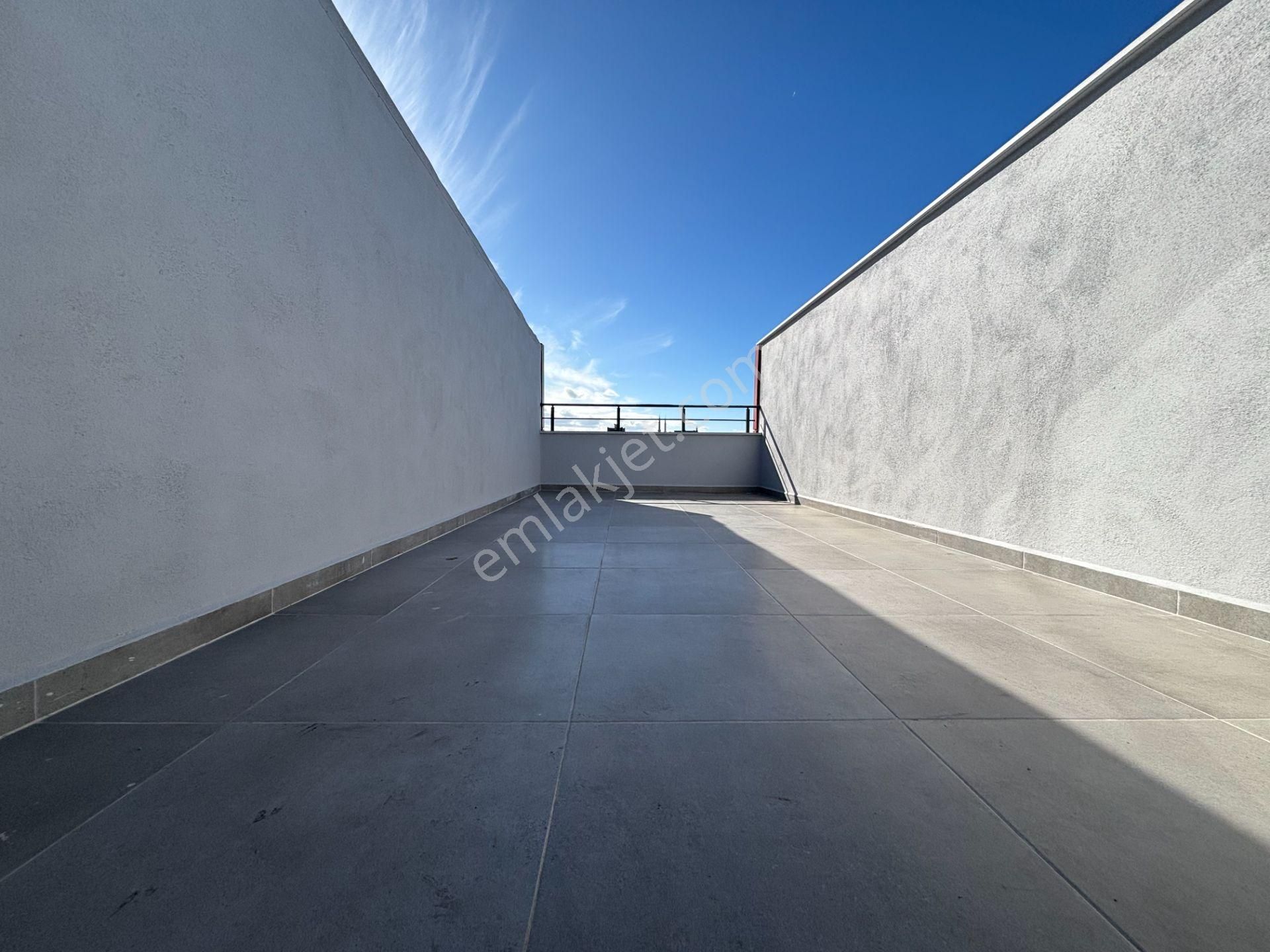 Mera Emlaktan Gazicelal Mah. 2+1 120m2 Ultralüks Dubleks Daire - Görsel 32