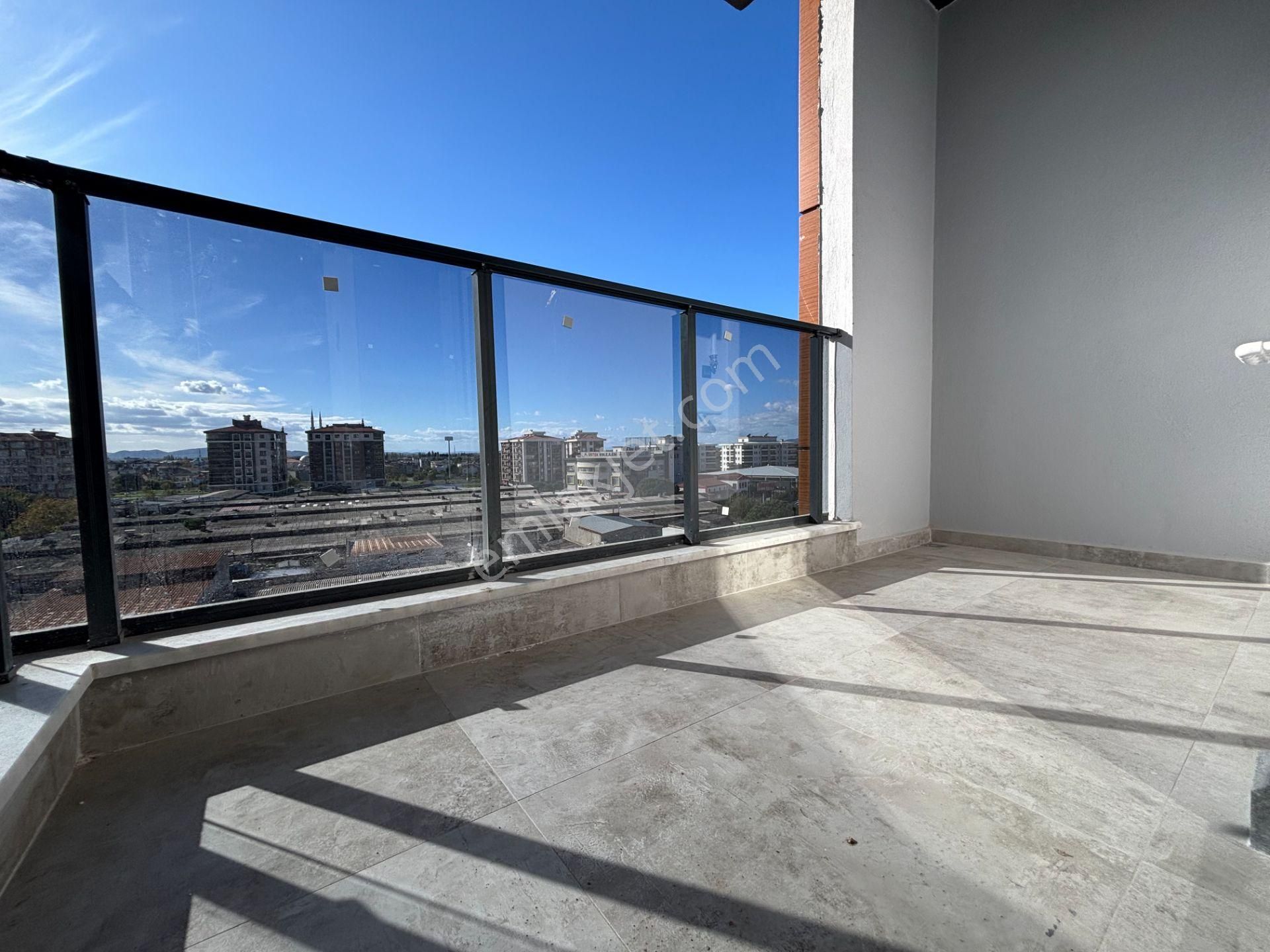 Mera Emlaktan Gazicelal Mah. 2+1 120m2 Ultralüks Dubleks Daire - Görsel 10