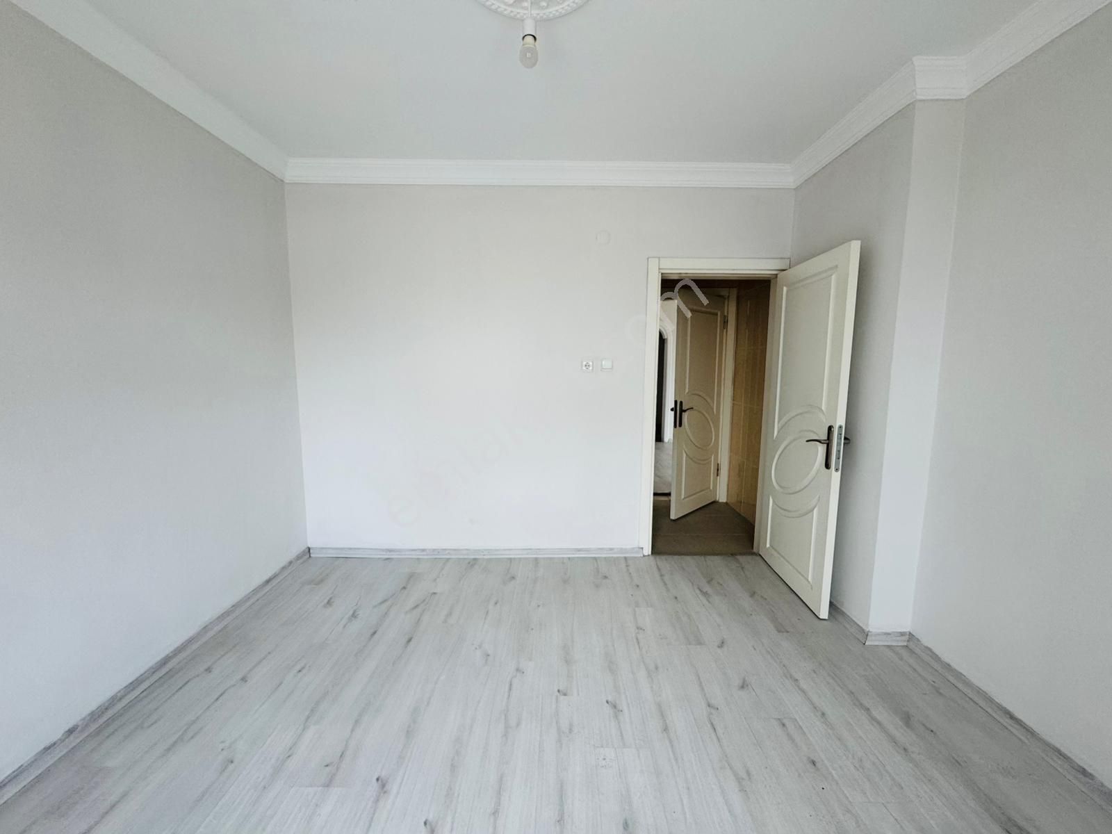 Çerkezköy*** Belediye Meydanın'da/ Acil Satılık / Öncephe Kombili 3+1 - Görsel 9