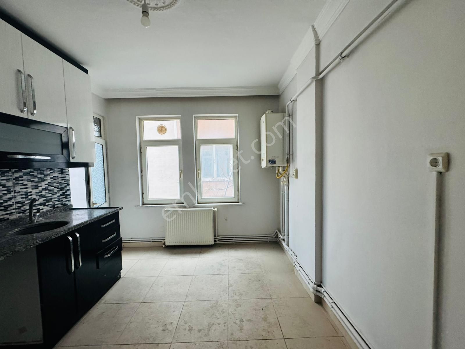 Çerkezköy*** Belediye Meydanın'da/ Acil Satılık / Öncephe Kombili 3+1 - Görsel 6