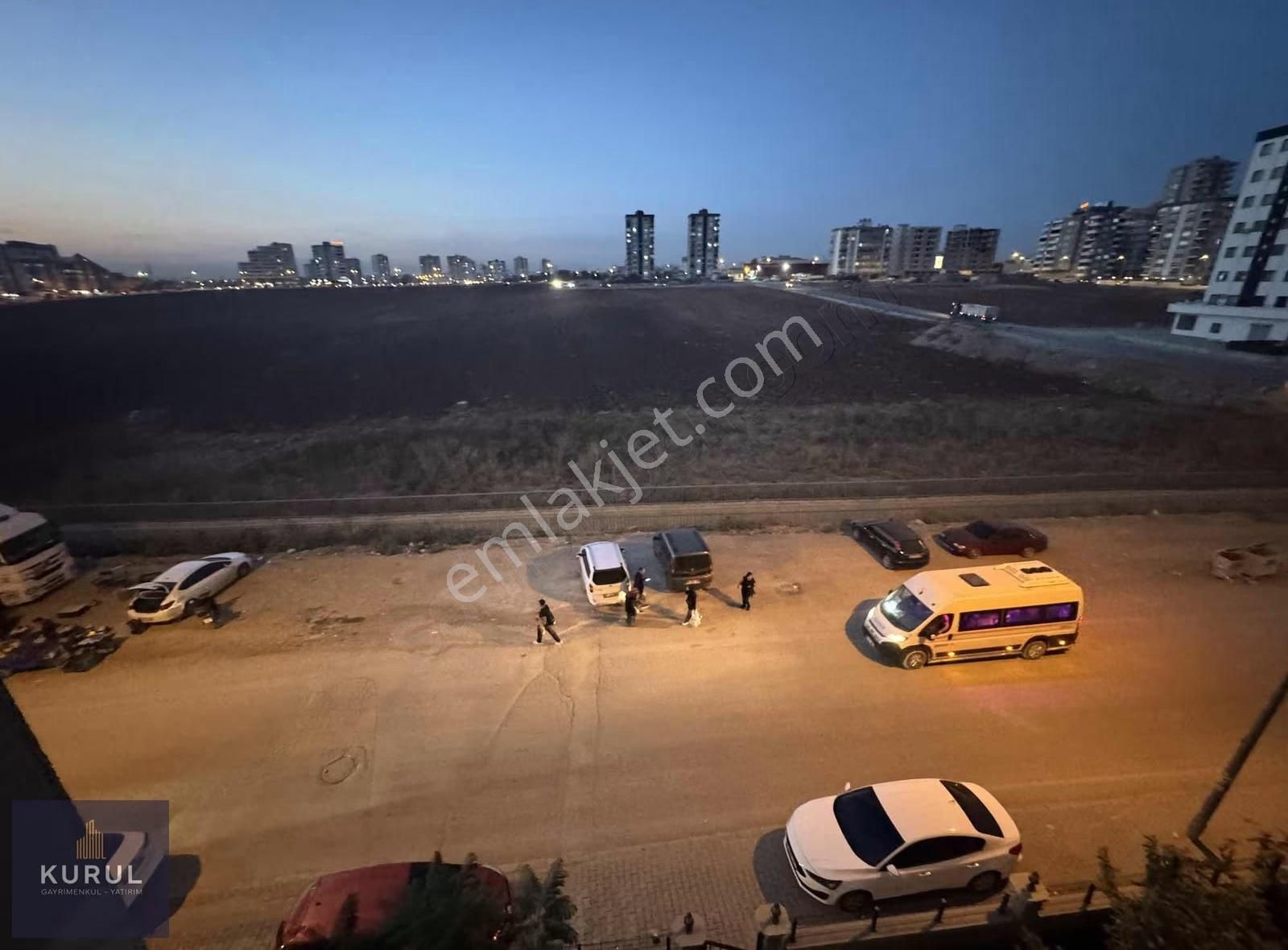 Kurul Gayrimenkulden Cadde Üzeri Satılık 3+1 Açık Mutfak - Görsel 17