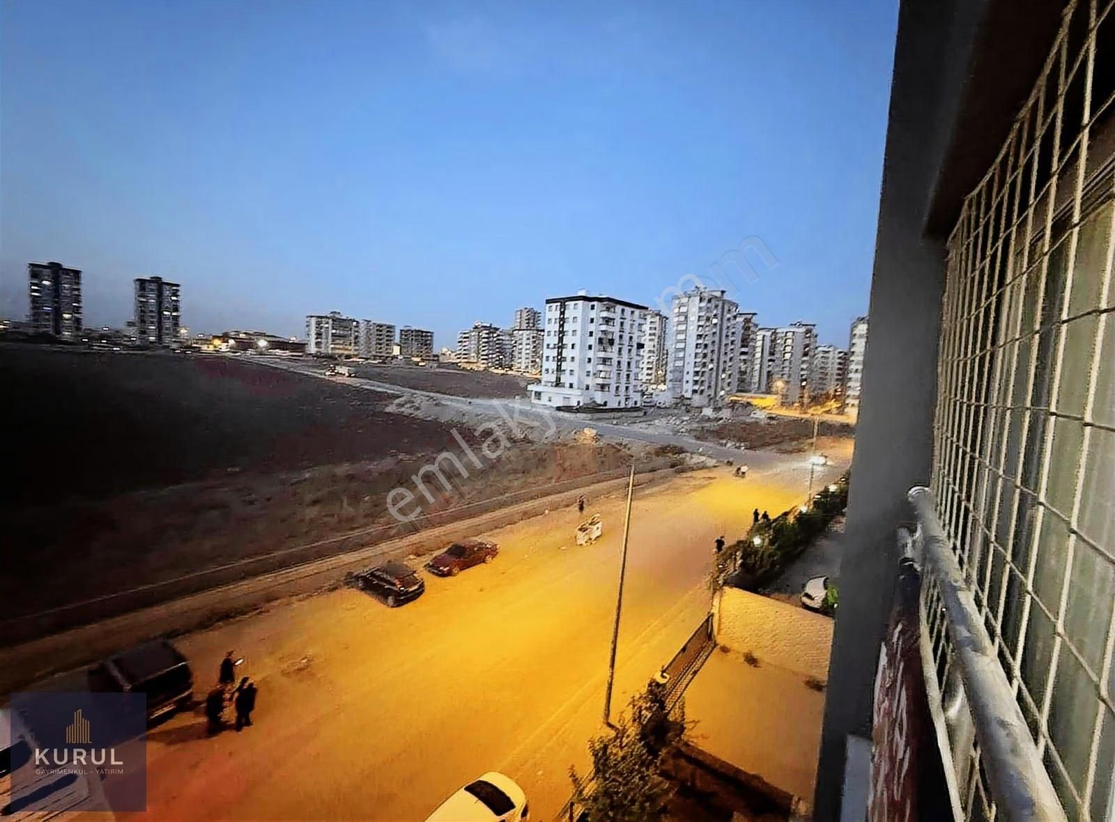 Kurul Gayrimenkulden Cadde Üzeri Satılık 3+1 Açık Mutfak - Görsel 24