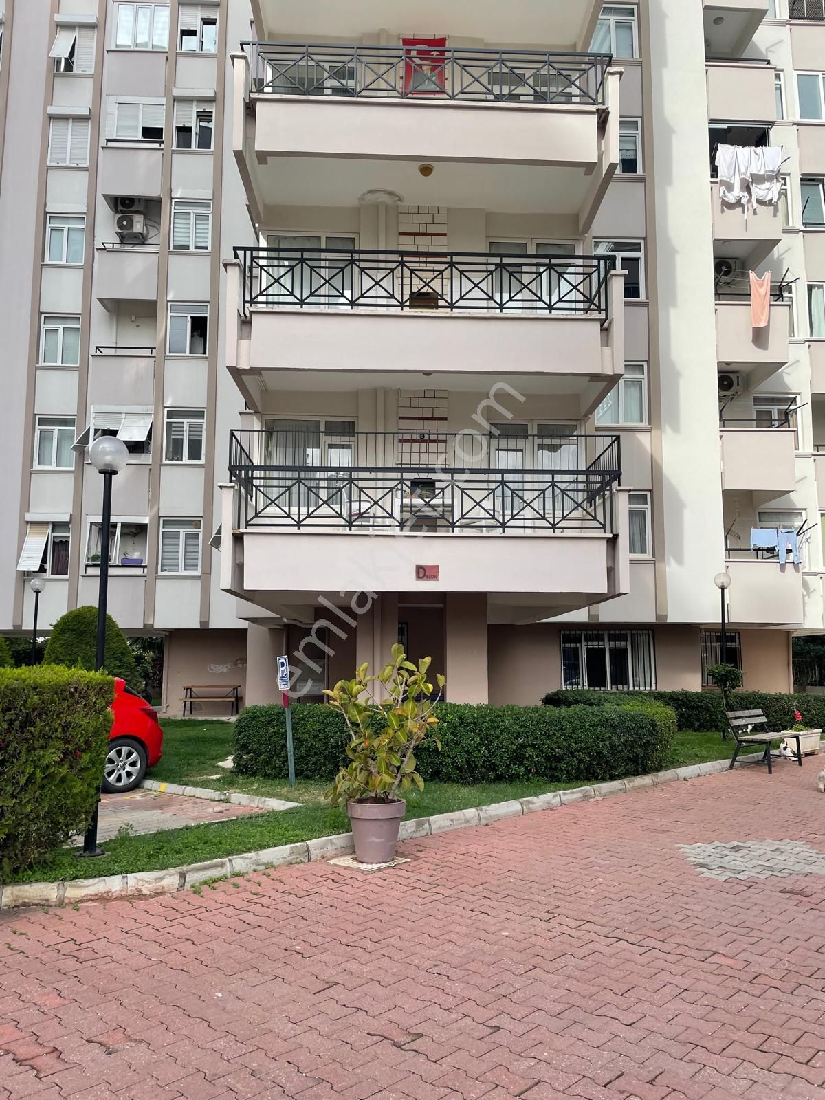 Öğretmen Evleri Mah. Geniş 3+1 Havuzlu Site İçi Satılık Daire - Görsel 35
