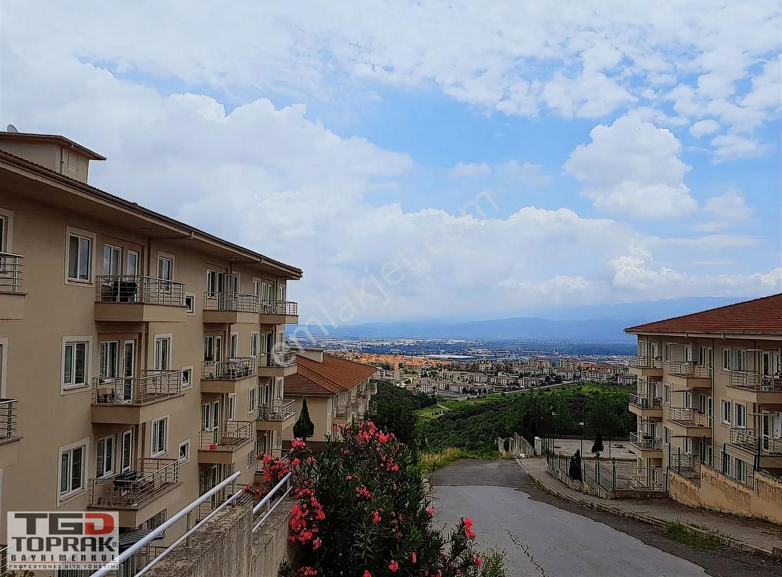 Şirinevler Sitesinde Eşyalı 2+1 Kiralık Daire - Görsel 11