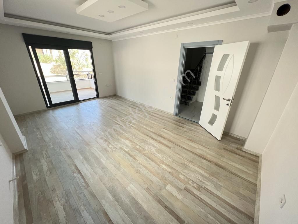 Akçay Aras Emlaktan Altınolukta Deniz Manzaralı 4+1 Villa - Görsel 8