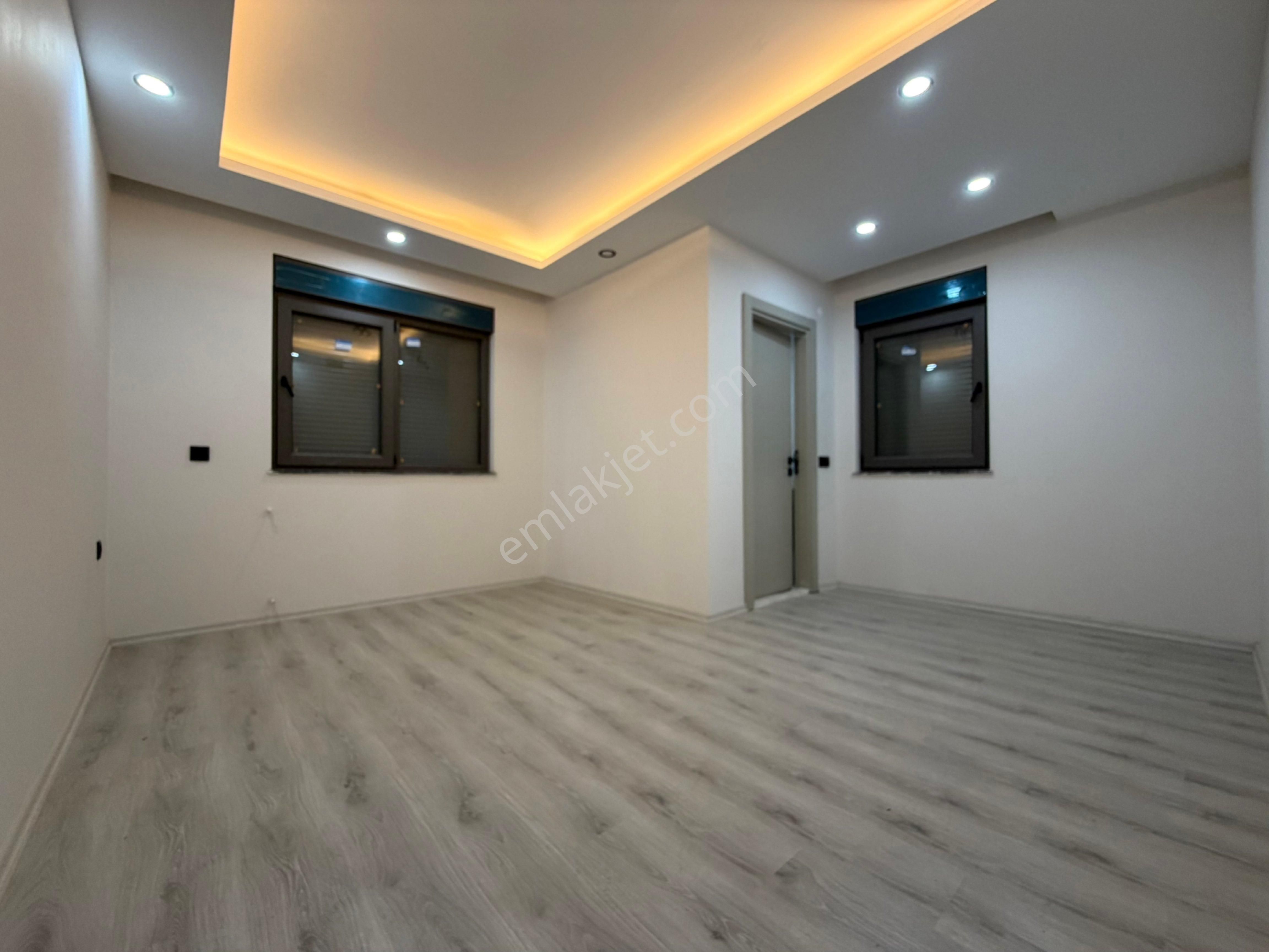 Aktoprak Mah.lüks Yapım Ebeveyn Banyo Asansör Katta 3+1 Daireler - Görsel 9