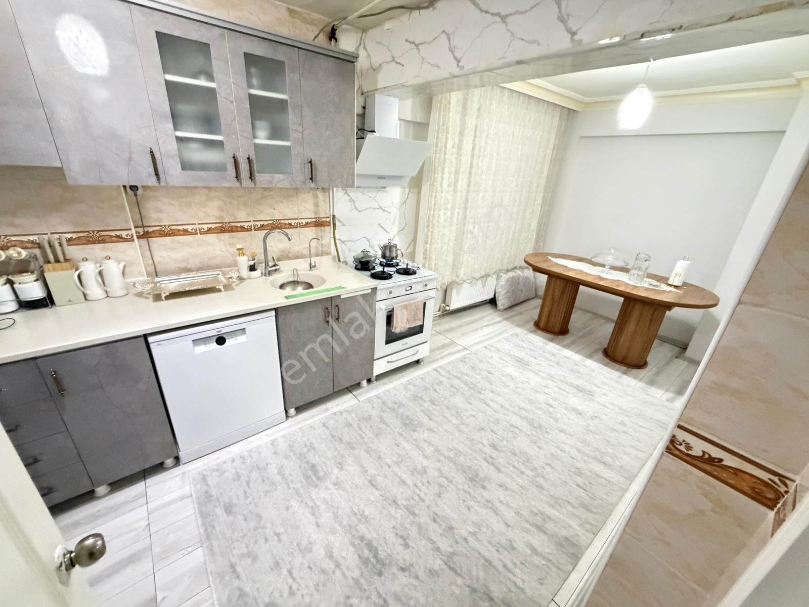 Sincan Pınarbaşı Mahallesinde Acil Satılık 3+1 Ters Dubleks Daire - Görsel 9