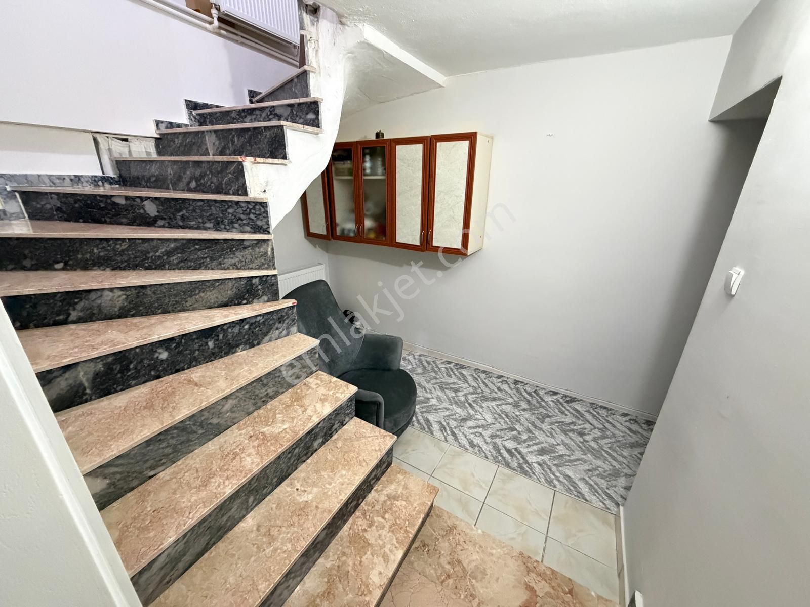 Sincan Pınarbaşı Mahallesinde Acil Satılık 3+1 Ters Dubleks Daire - Görsel 15