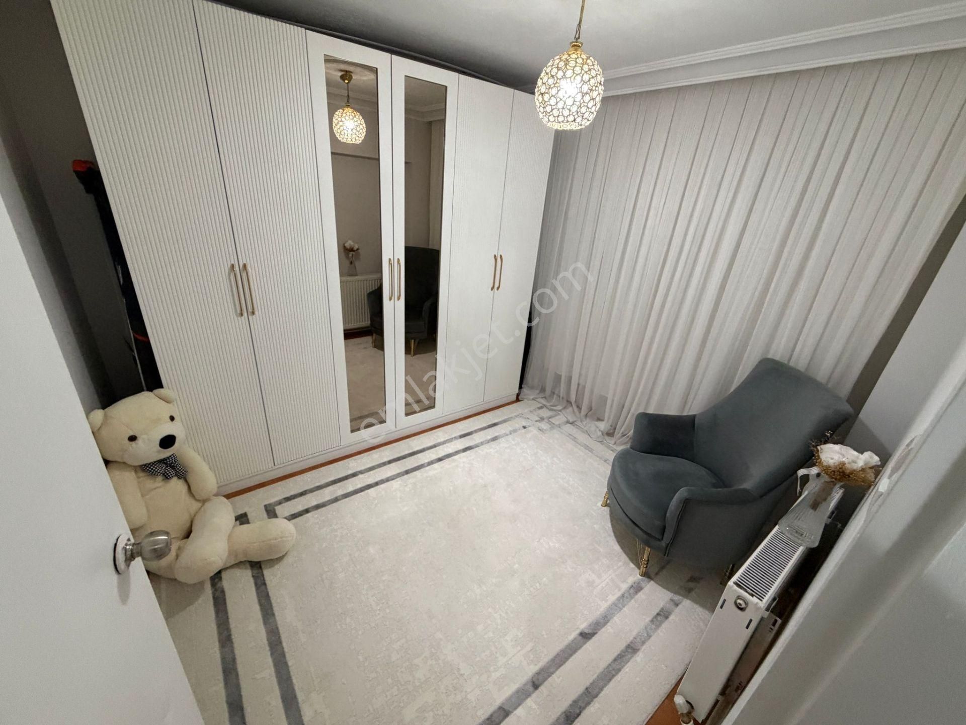 Sincan Pınarbaşı Mahallesinde Acil Satılık 3+1 Ters Dubleks Daire - Görsel 13