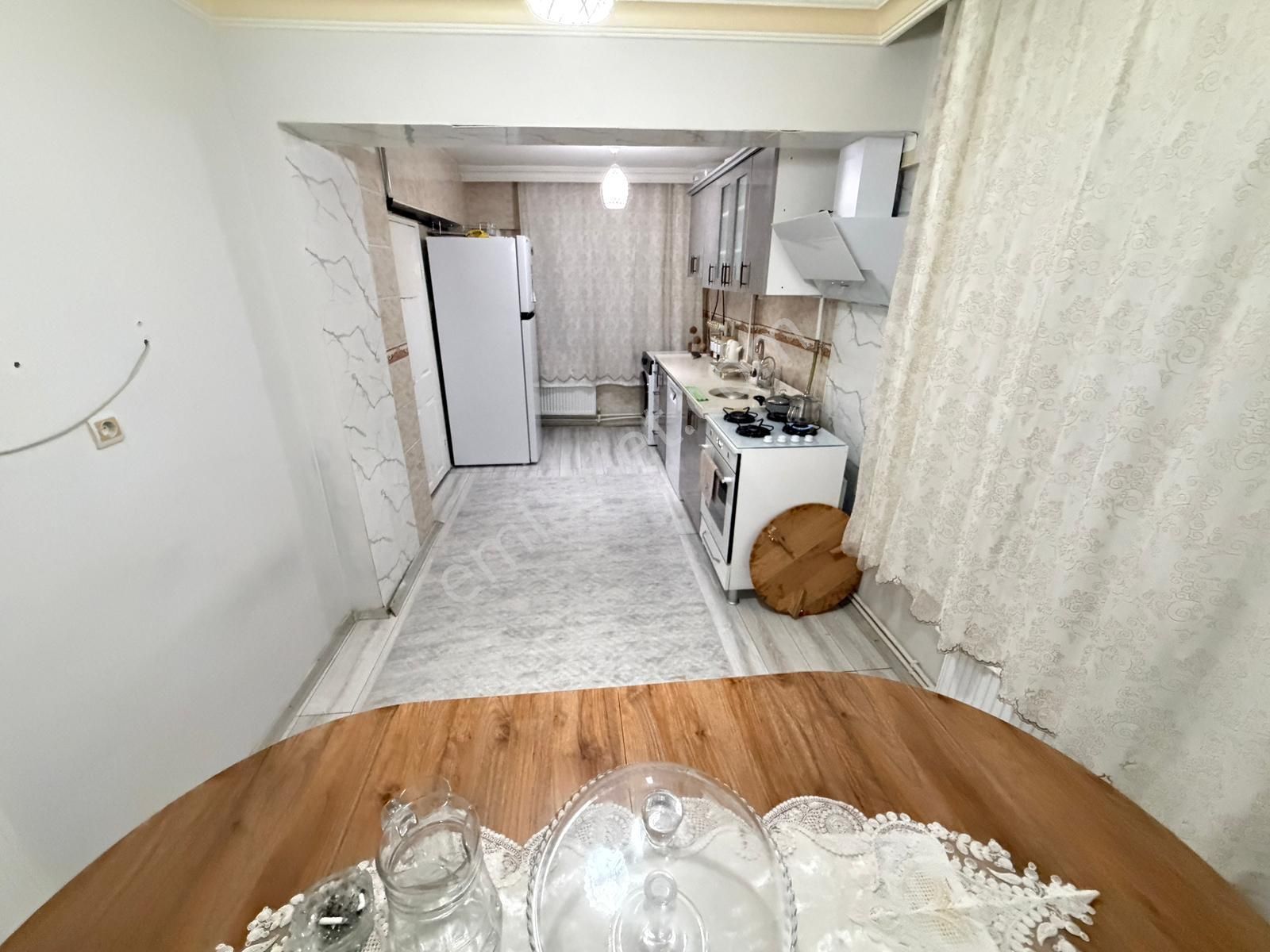 Sincan Pınarbaşı Mahallesinde Acil Satılık 3+1 Ters Dubleks Daire - Görsel 8