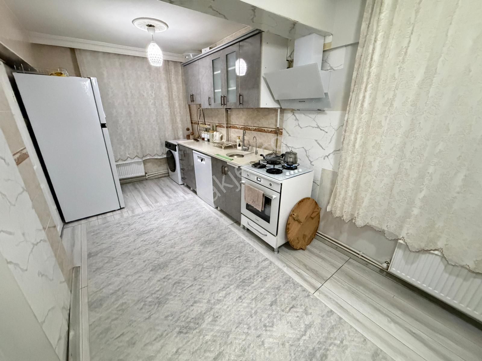 Sincan Pınarbaşı Mahallesinde Acil Satılık 3+1 Ters Dubleks Daire - Görsel 7