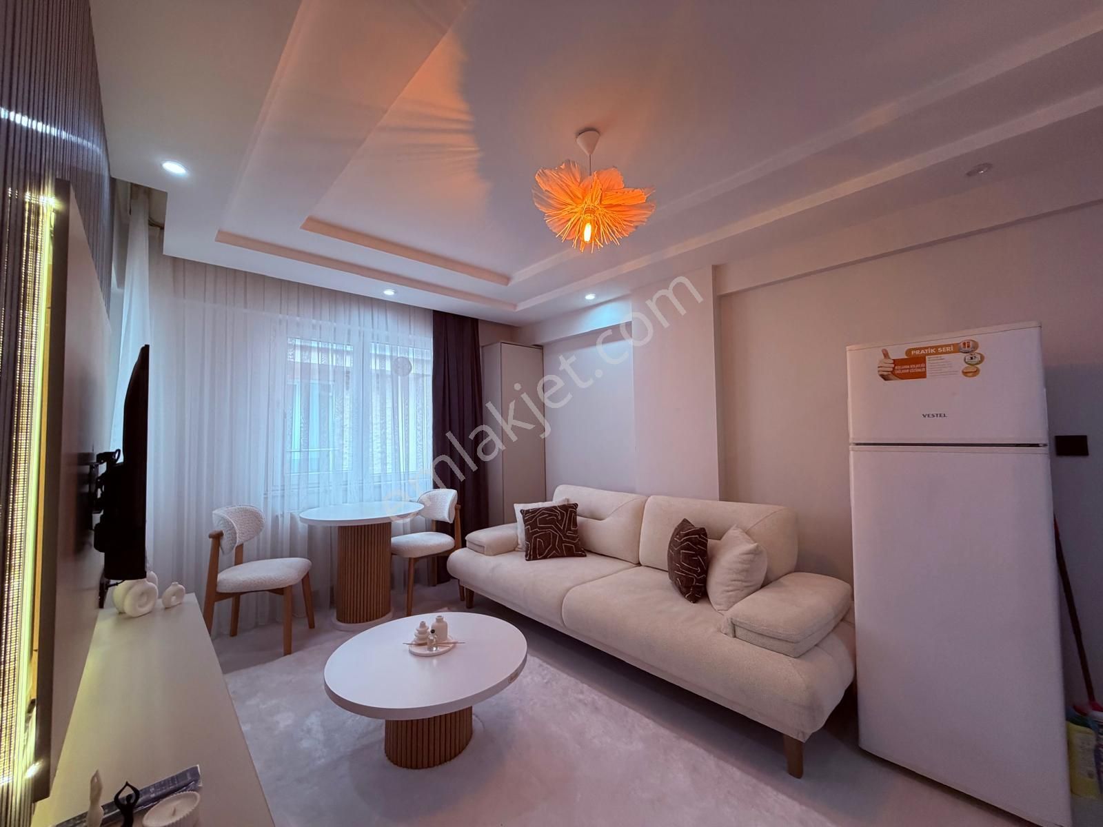 Üniversiteye Yakın Çift Kira Getirili Lüx Eşyalı 2+1 Tek Tapu Çift Apart