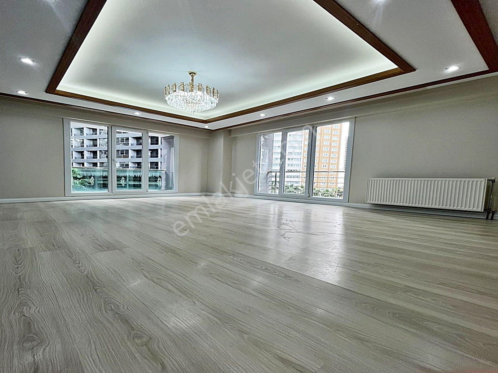 Metrobüse Yakın Ultra Lüks Tasarımlı 2+1 Arakat Daire !!! - Görsel 5