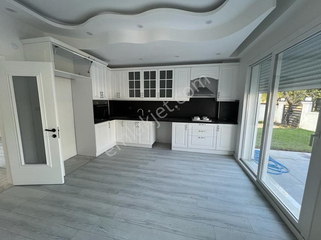 Akçay Aras Emlaktan Gürede 5+1 Muhteşem Villalar - Görsel 14