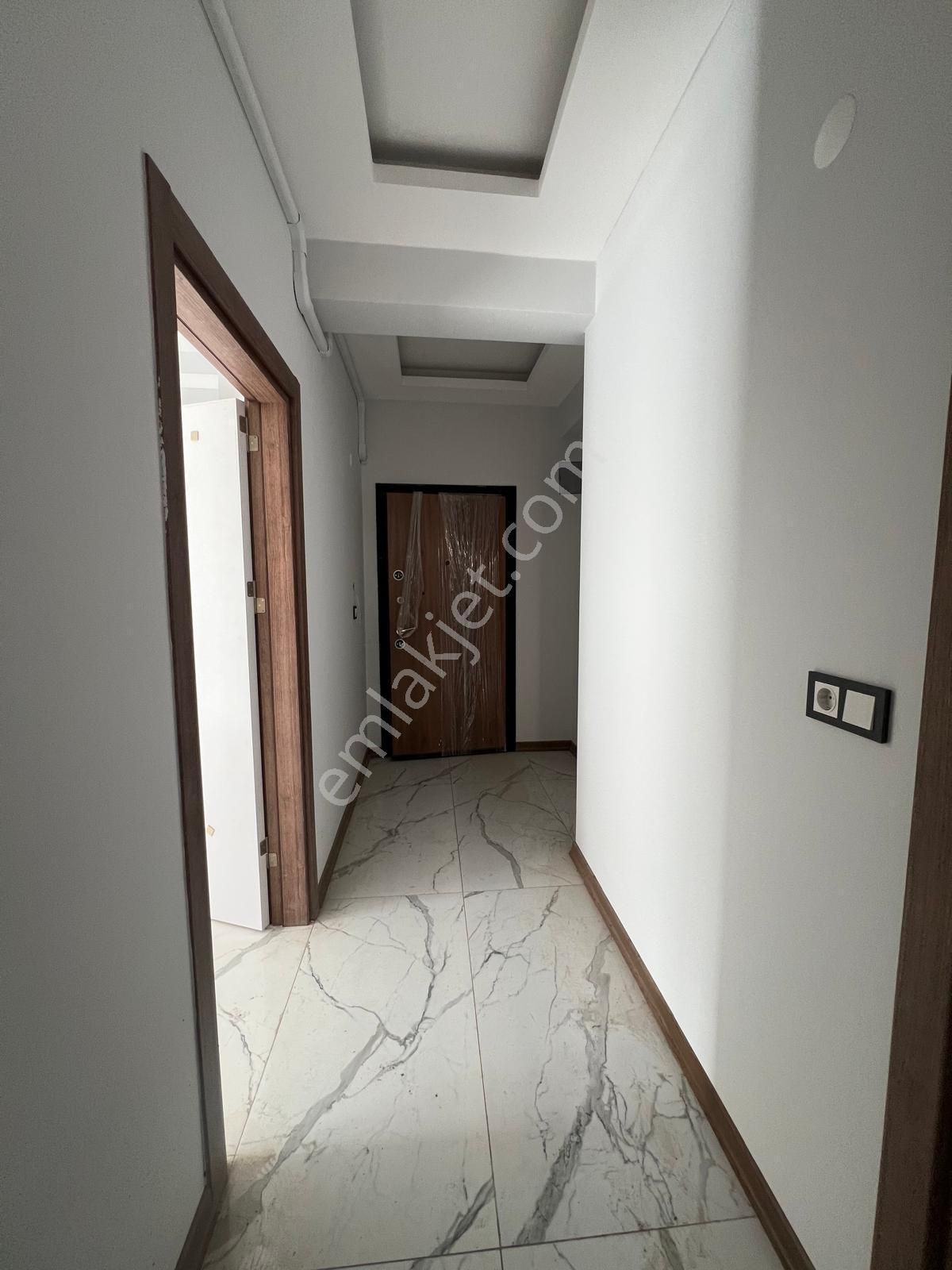 Bergama Gaziosmanpaşa Mahallesinde Satılık Açık Mutfak 2+1 Daire - Görsel 33