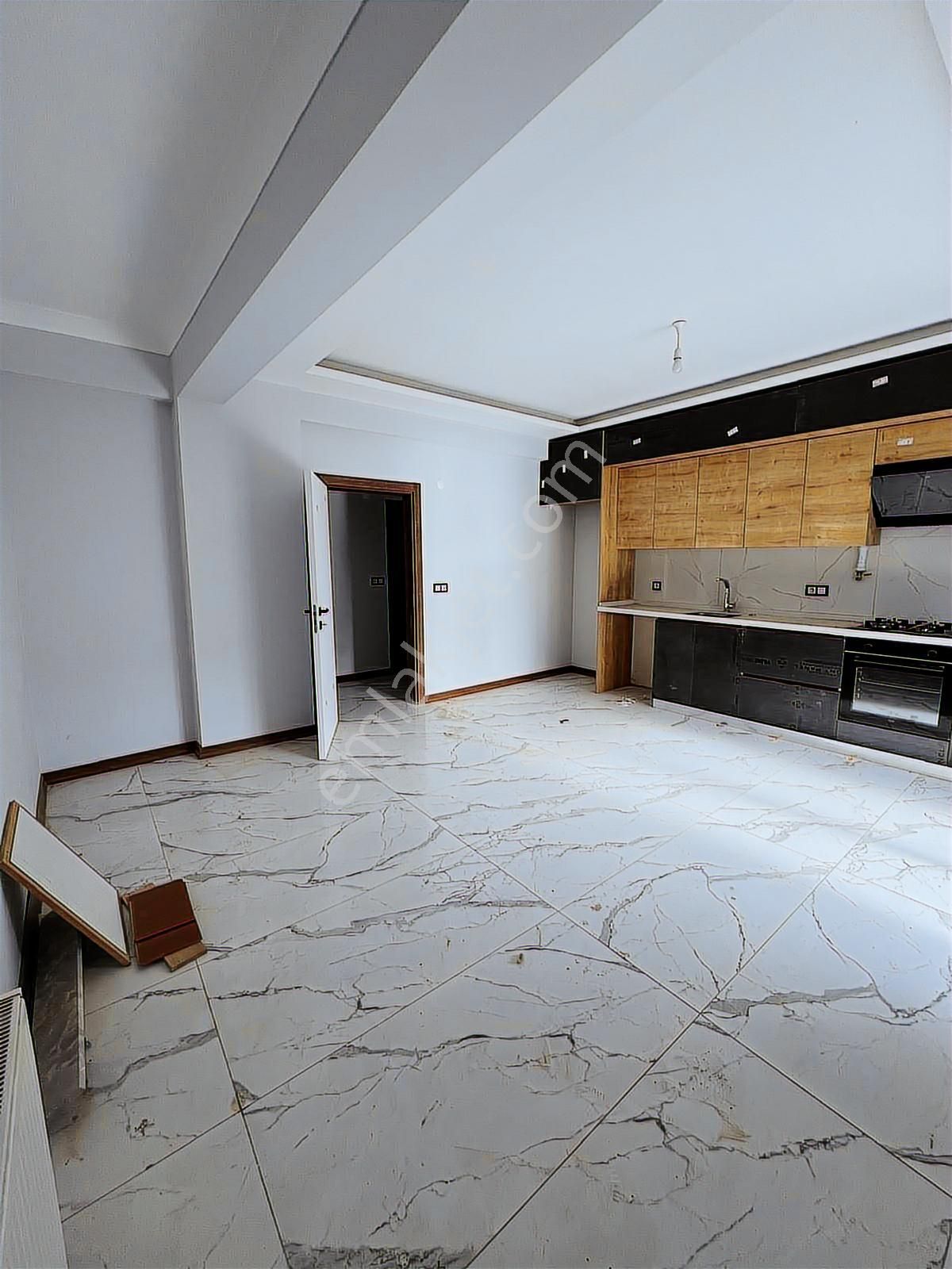 Bergama Gaziosmanpaşa Mahallesinde Satılık Açık Mutfak 2+1 Daire - Görsel 13