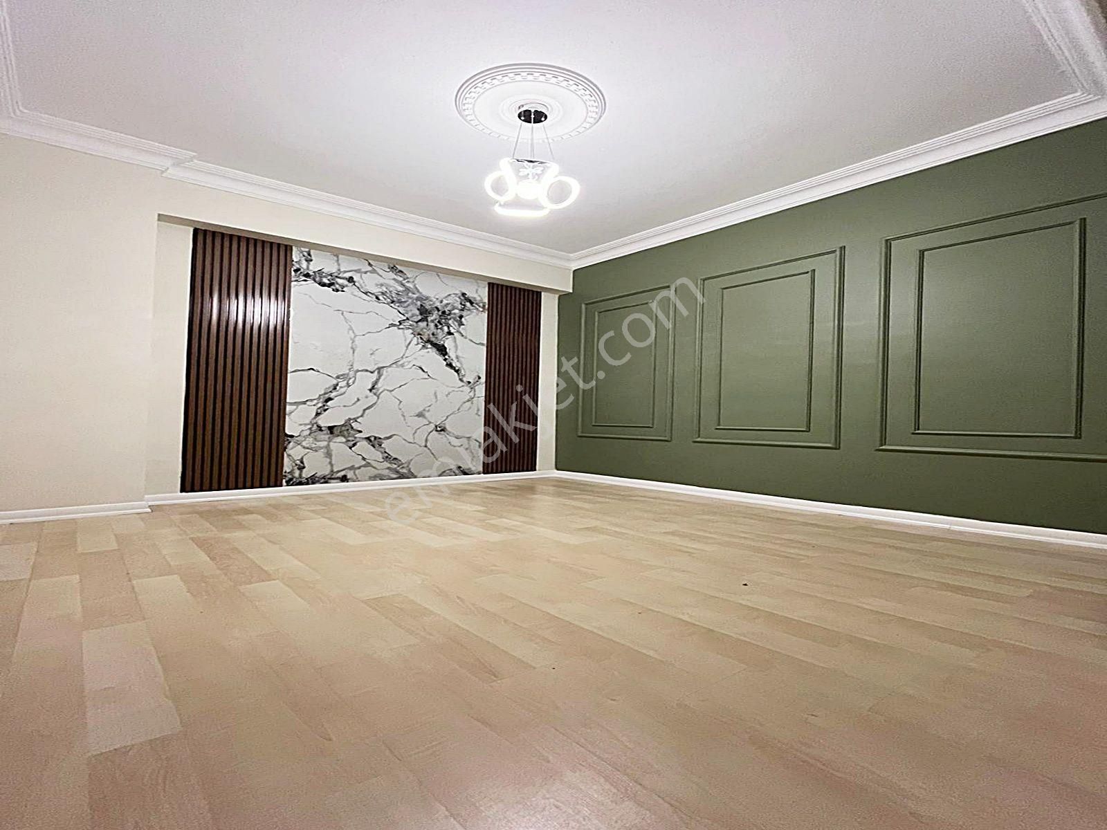 Esenyurt Bağlarçeşme Mahallesinde Ön Cephe Yüksek Giriş 2+1 Daire - Görsel 2