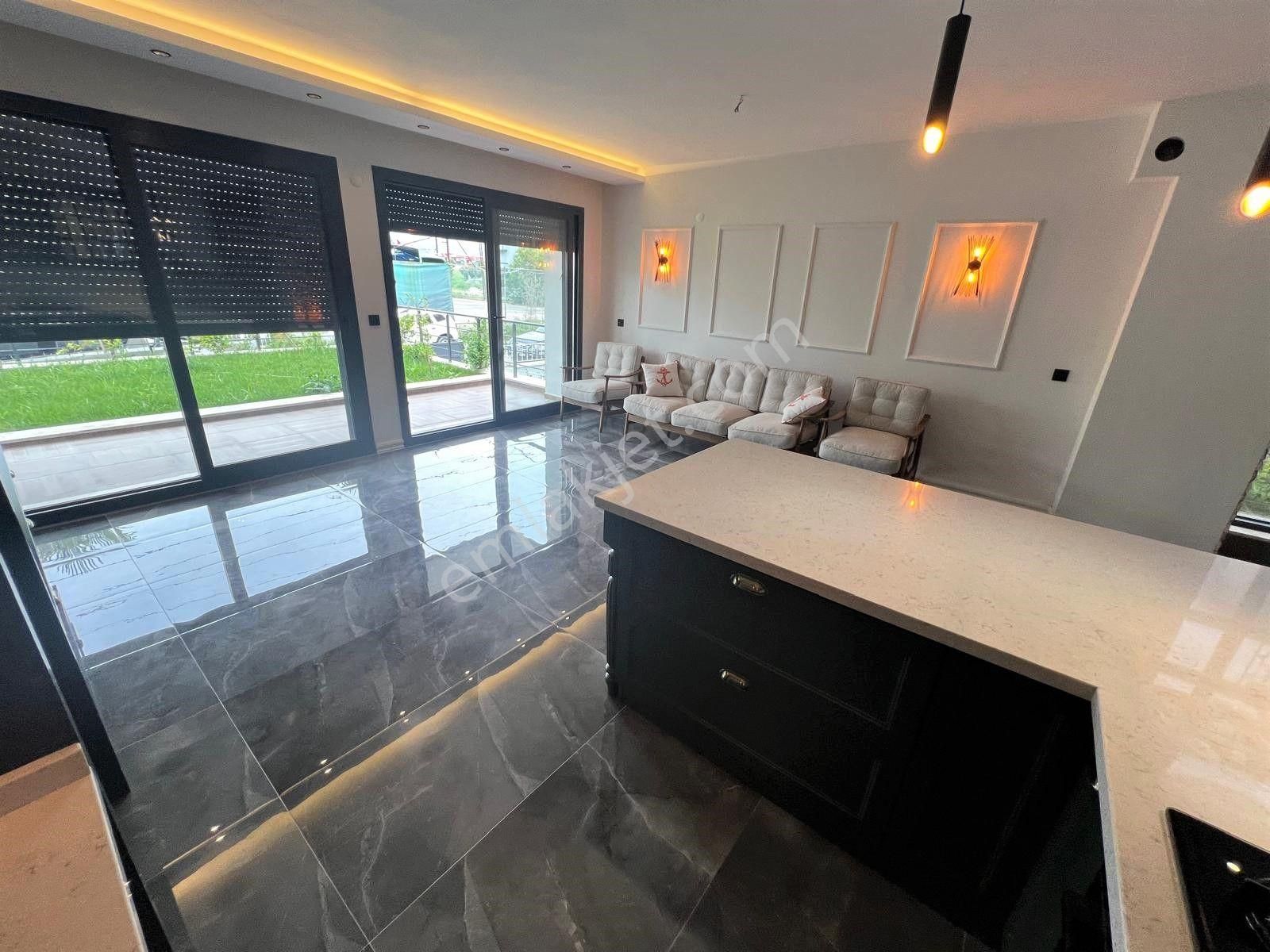 Aras Emlaktan Akçayda Denize 50 Metre 6+1 Villa - Görsel 14