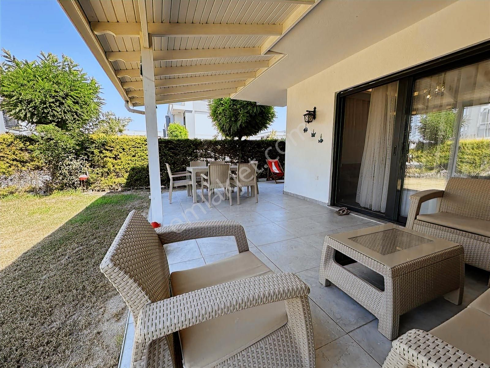 Kuşadasi Davutlar Sahilinde 3+1 Havuzlu Köşe Konum Satılık Villa - Görsel 32