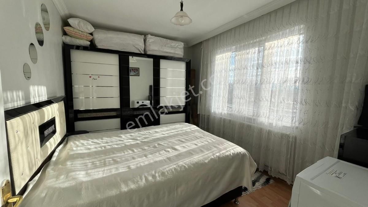 Bahçelievlerde Masrafsız 2+1 Doğalgazlı Satılık Daire - Görsel 4