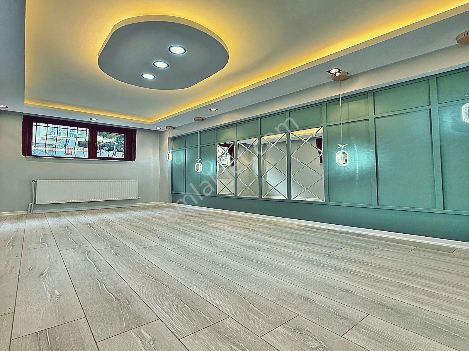 Esenyurt Mehmet Akif Ersoy Mahallesinde Metrobüse Yakın Geniş Bahçeli 2+1 Daire - Görsel 6