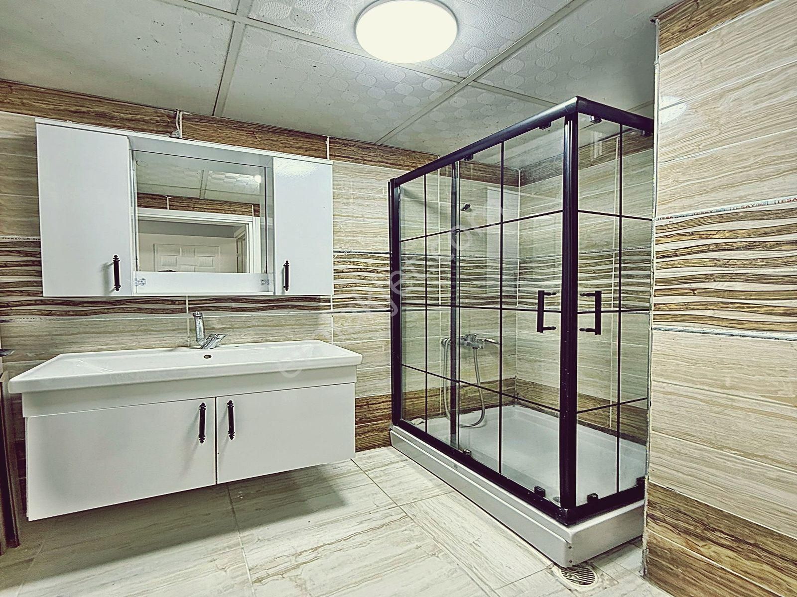 Esenyurt Mehmet Akif Ersoy Mahallesinde Metrobüse Yakın Geniş Bahçeli 2+1 Daire - Görsel 15