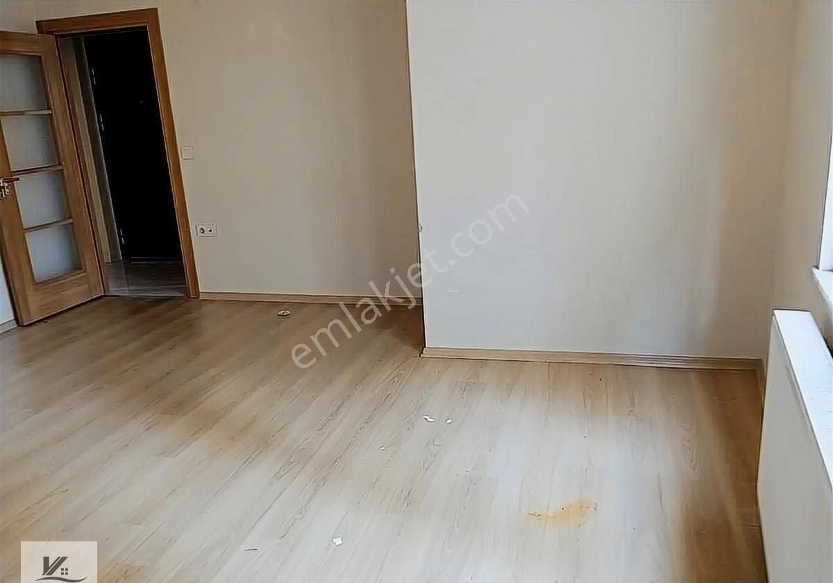 Cumhuriyet Mahallesinde 2+1 70 M2 Kullanışlı Y.giriş.. - Görsel 5