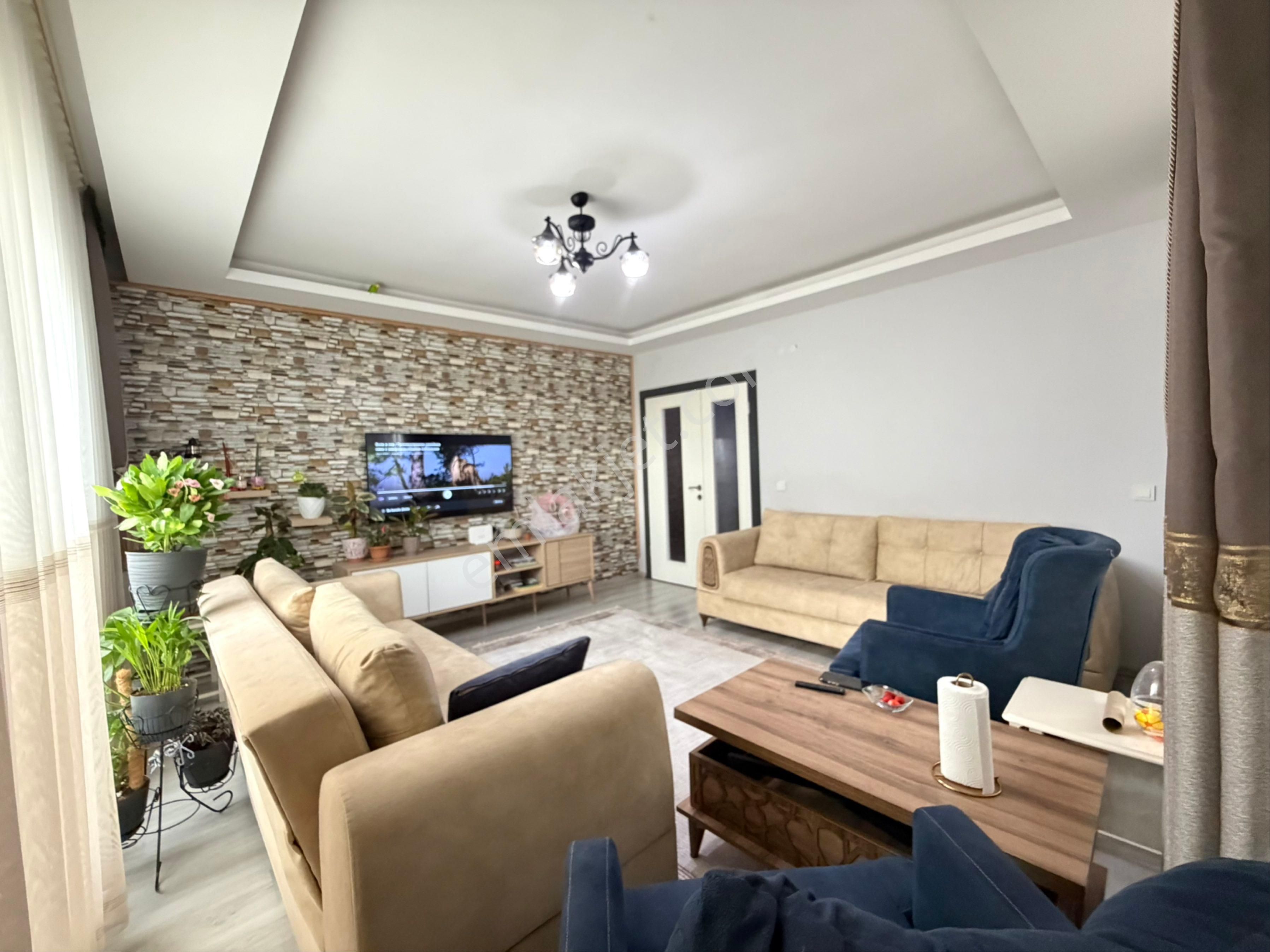 V.karşıyaka Mah. Full Kredi Uygun Çift Balkon Asansör Arakat 2+1 - Görsel 3