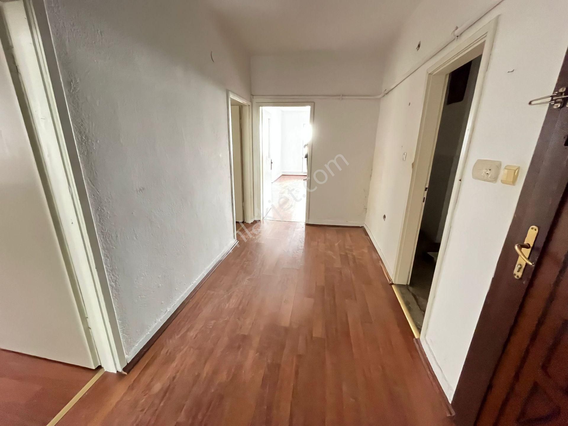Topçu Mahallesinde Cadde Üzerinde Ön Cephe Daire - Görsel 26