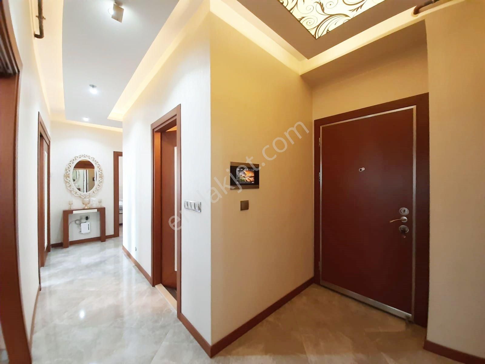 Barışmanço Bulv.her Kat Tek Daireli Akıllı Ev Sistemli Sosyal Aktiviteli Site İçi Ultra Lüks Fırsat - Görsel 13