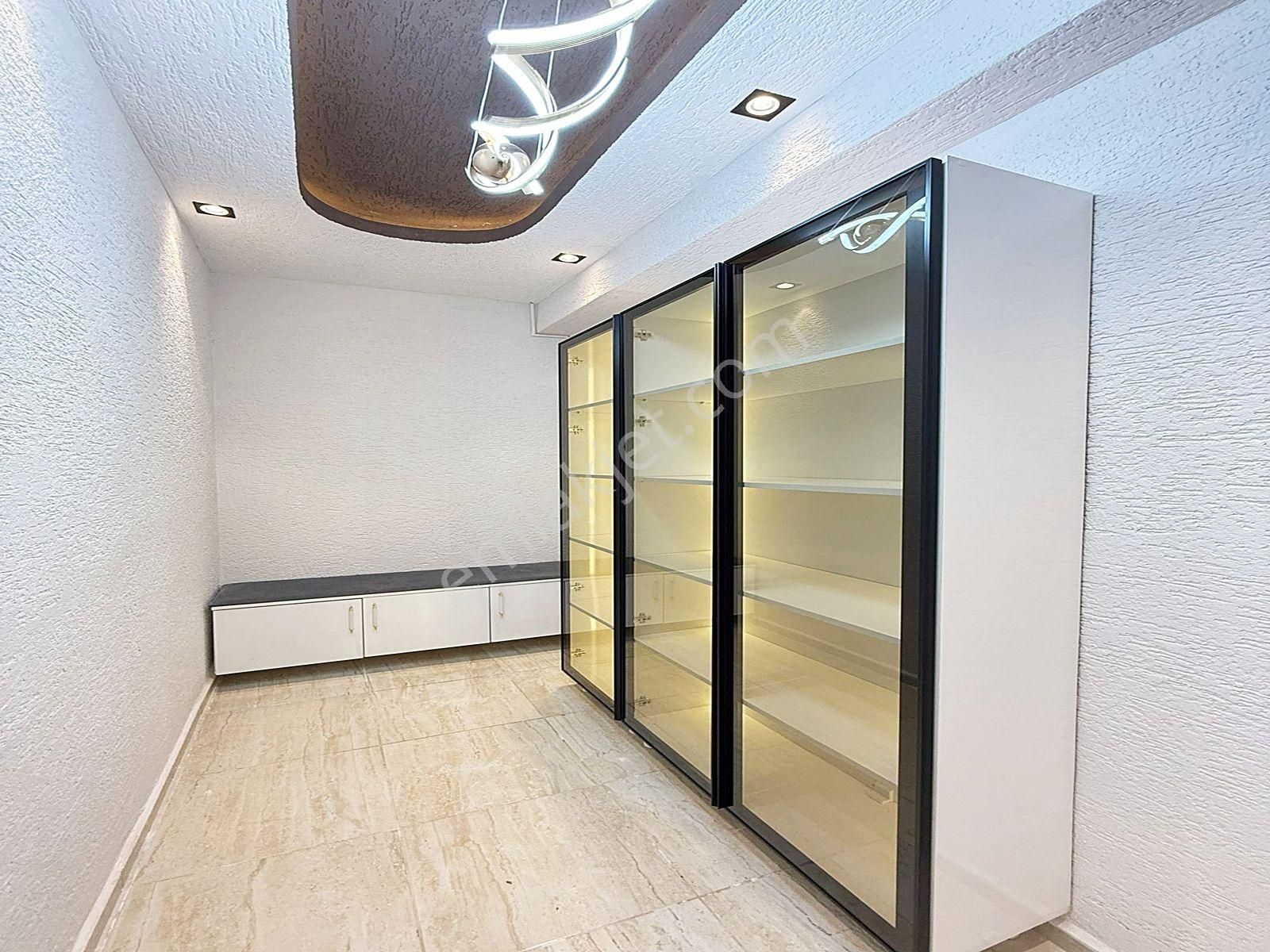 Esenyurt Yeşilkent Mahallesinde Metrobüse Yakın İçi Dekorlu Bahçe Katı 2+1 Daire - Görsel 7