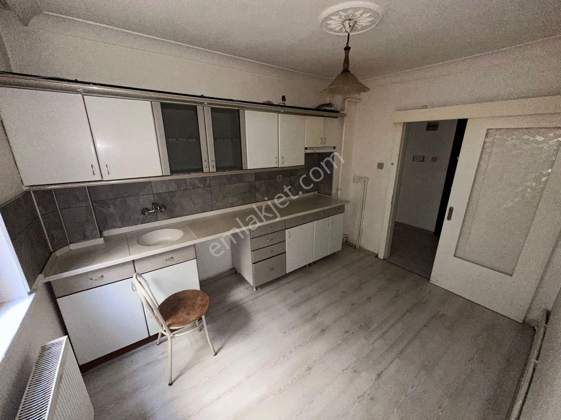 Kariyer Den Yaylada Yüsek Giriş Acil Satılık 3+1 Daire - Görsel 18