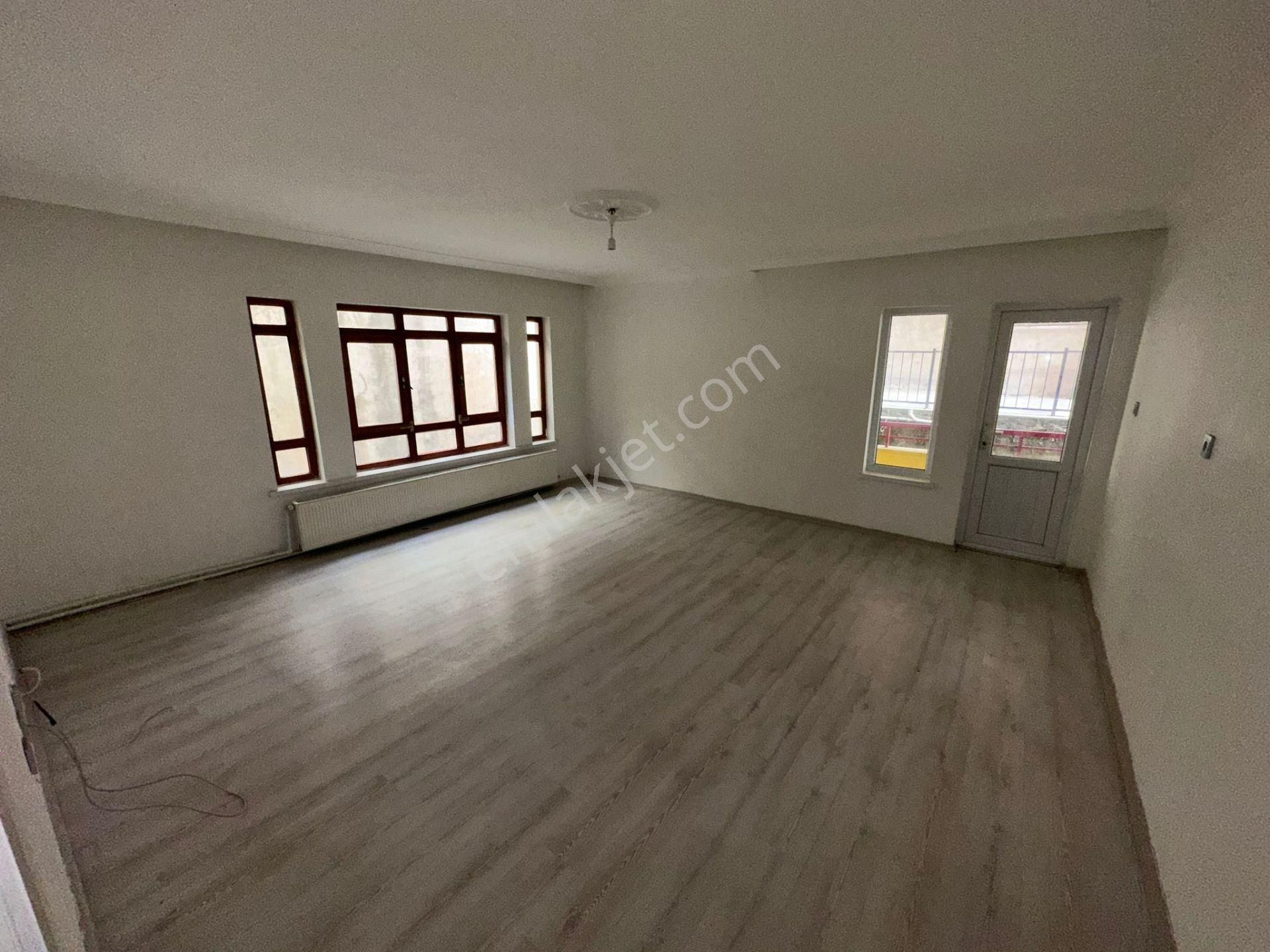 Kariyer Den Yaylada Yüsek Giriş Acil Satılık 3+1 Daire - Görsel 5